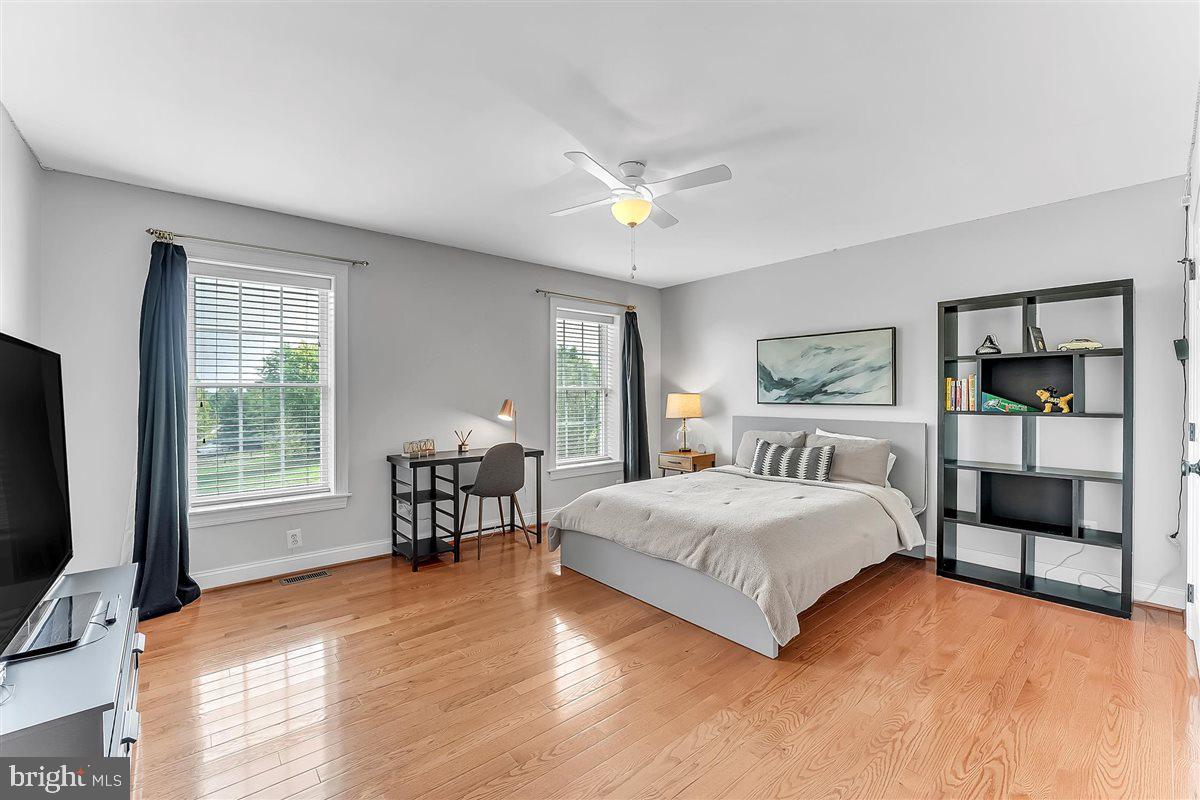 LUDWIGS CROSSING - Residential