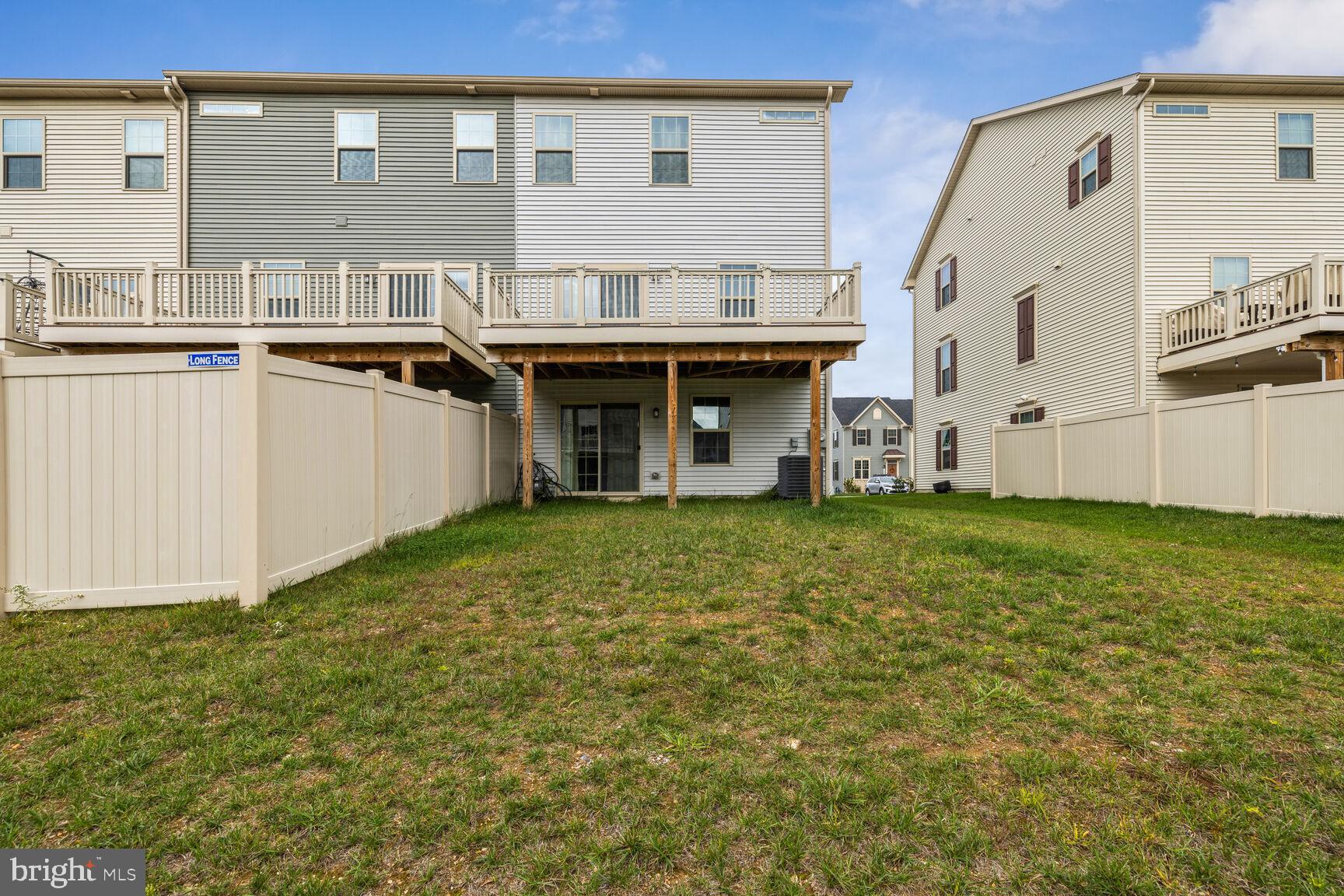 LAKE LINGANORE - Residential