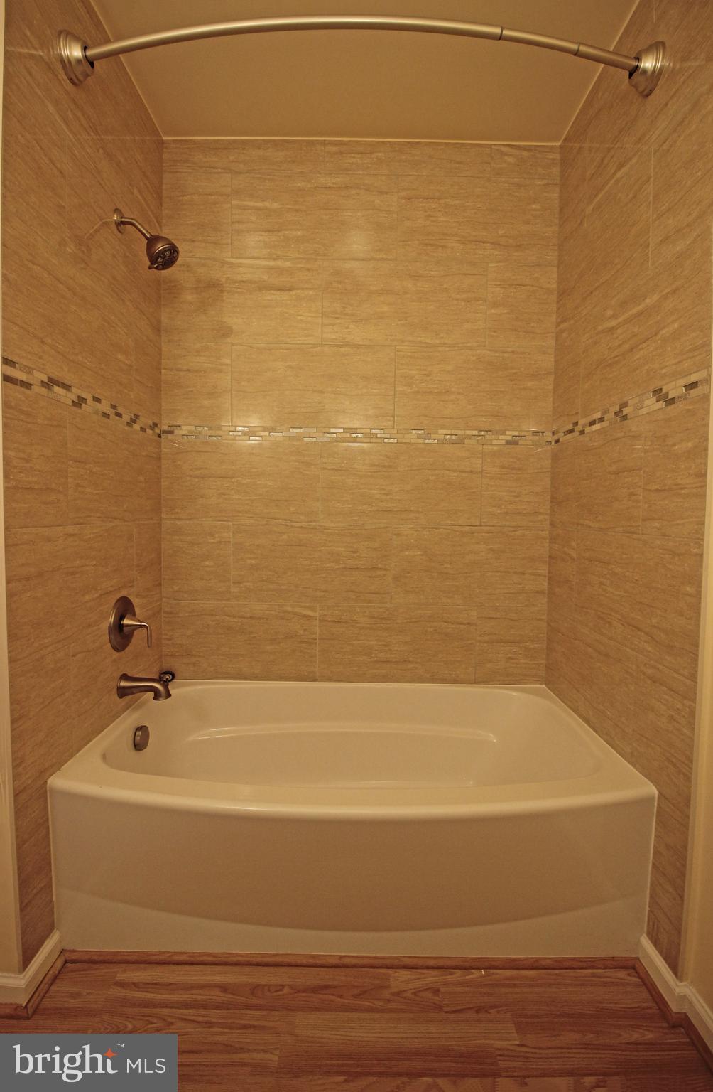 CARR AT PINECREST - Residential Lease