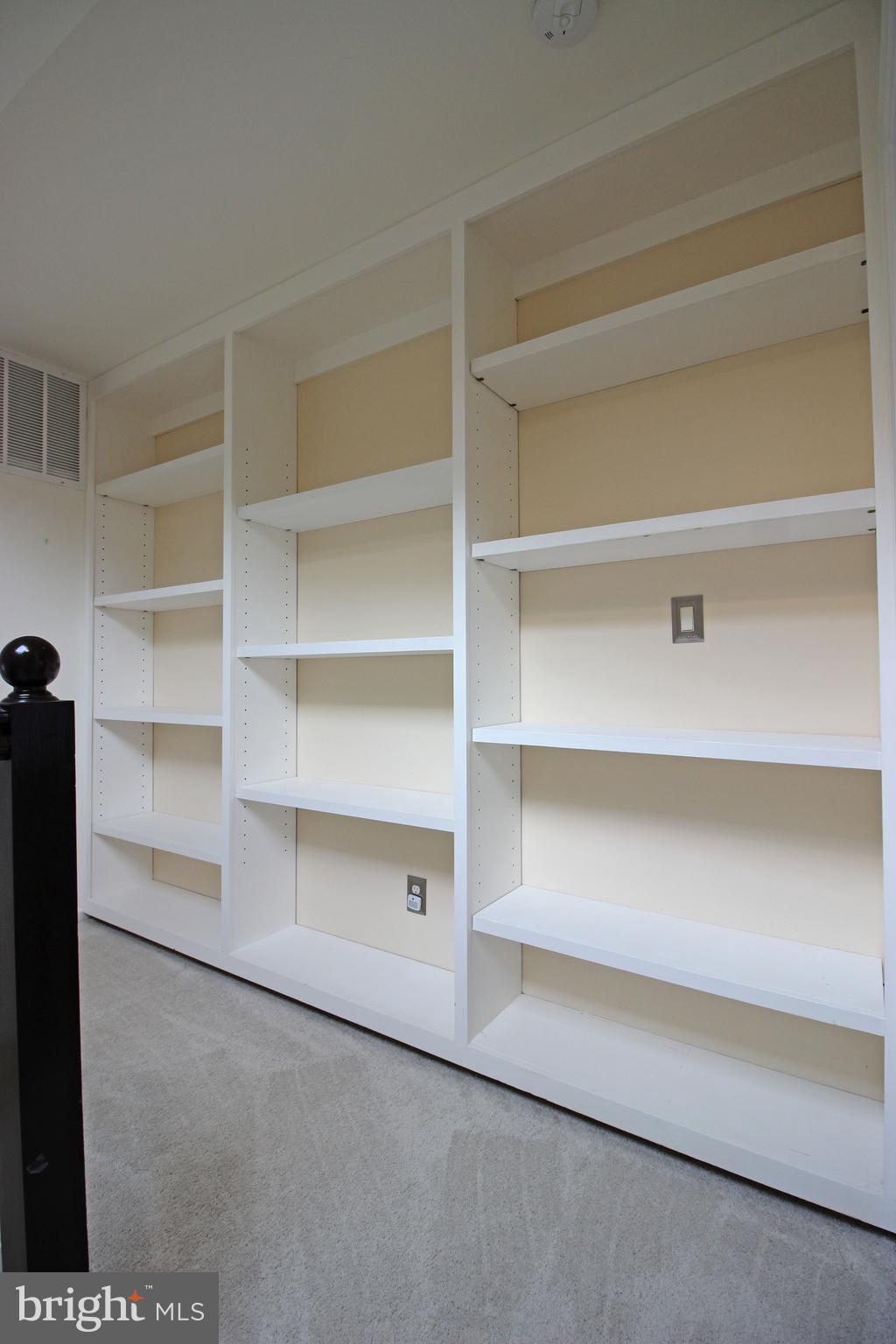 CARR AT PINECREST - Residential Lease