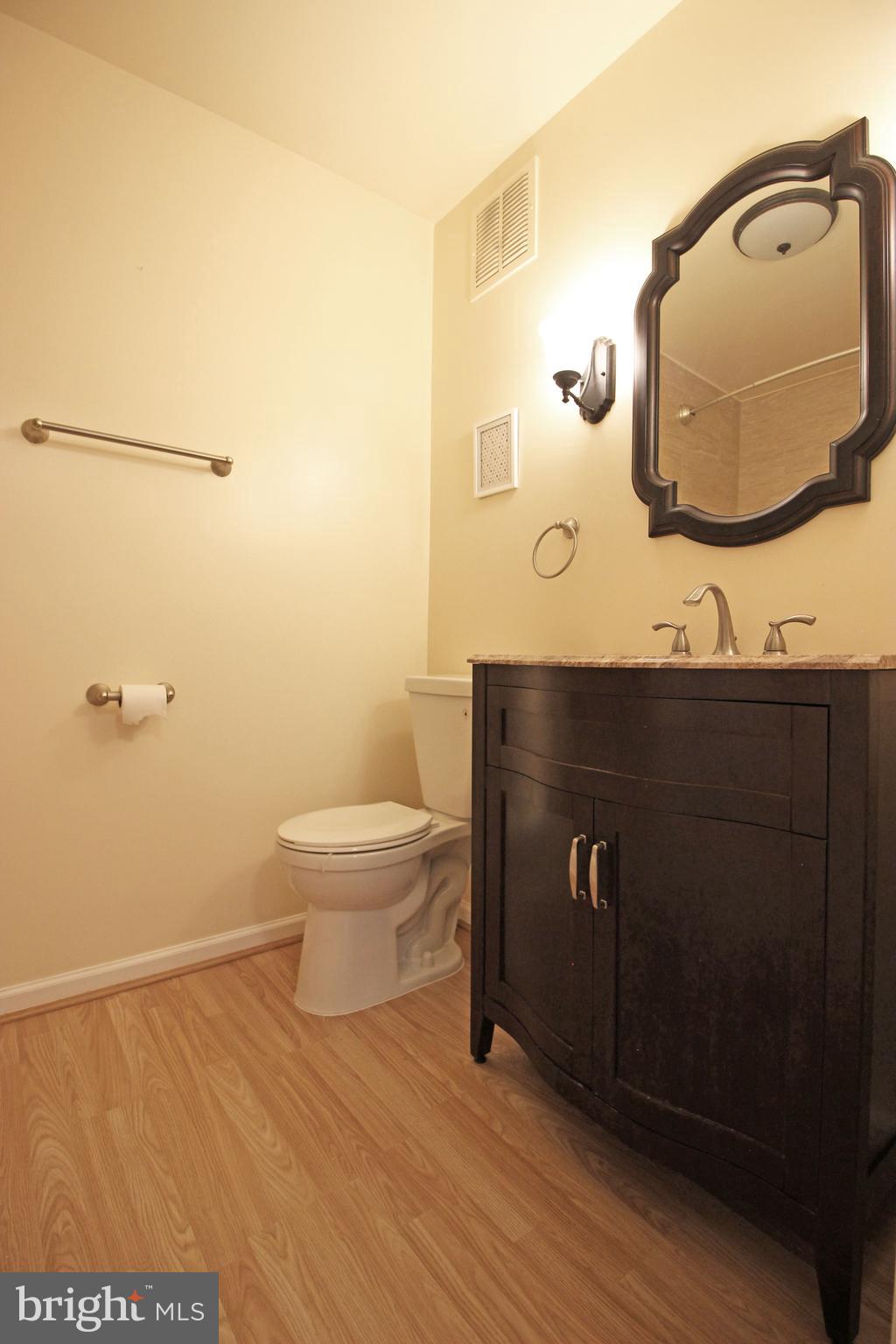 CARR AT PINECREST - Residential Lease