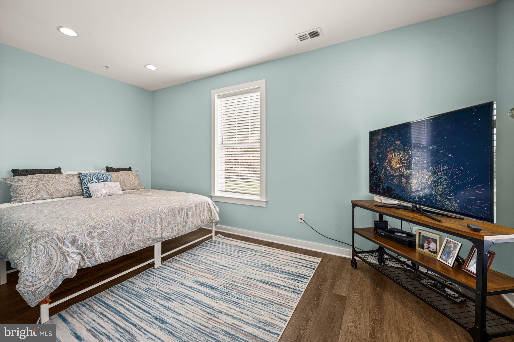 VILLAGES OF URBANA - Residential