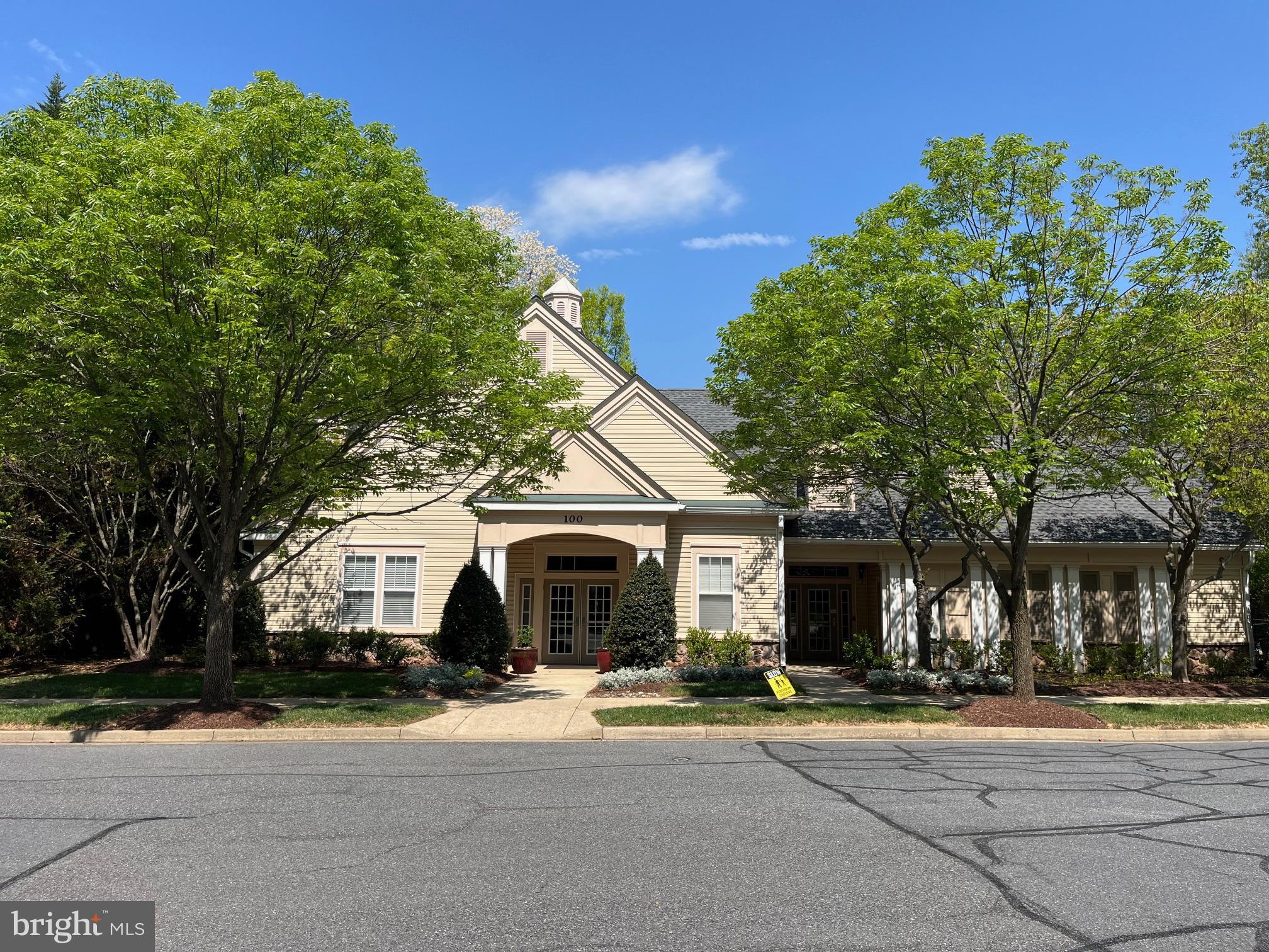 LAKELANDS RIDGE - Residential