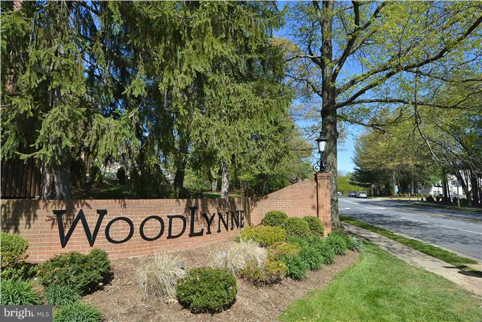 WOODLYNNE COMMUNITY - Residential