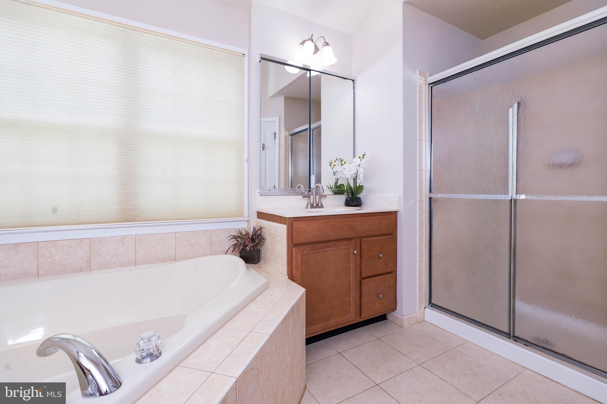 DOMINION VALLEY COUNTRY CLUB - Residential