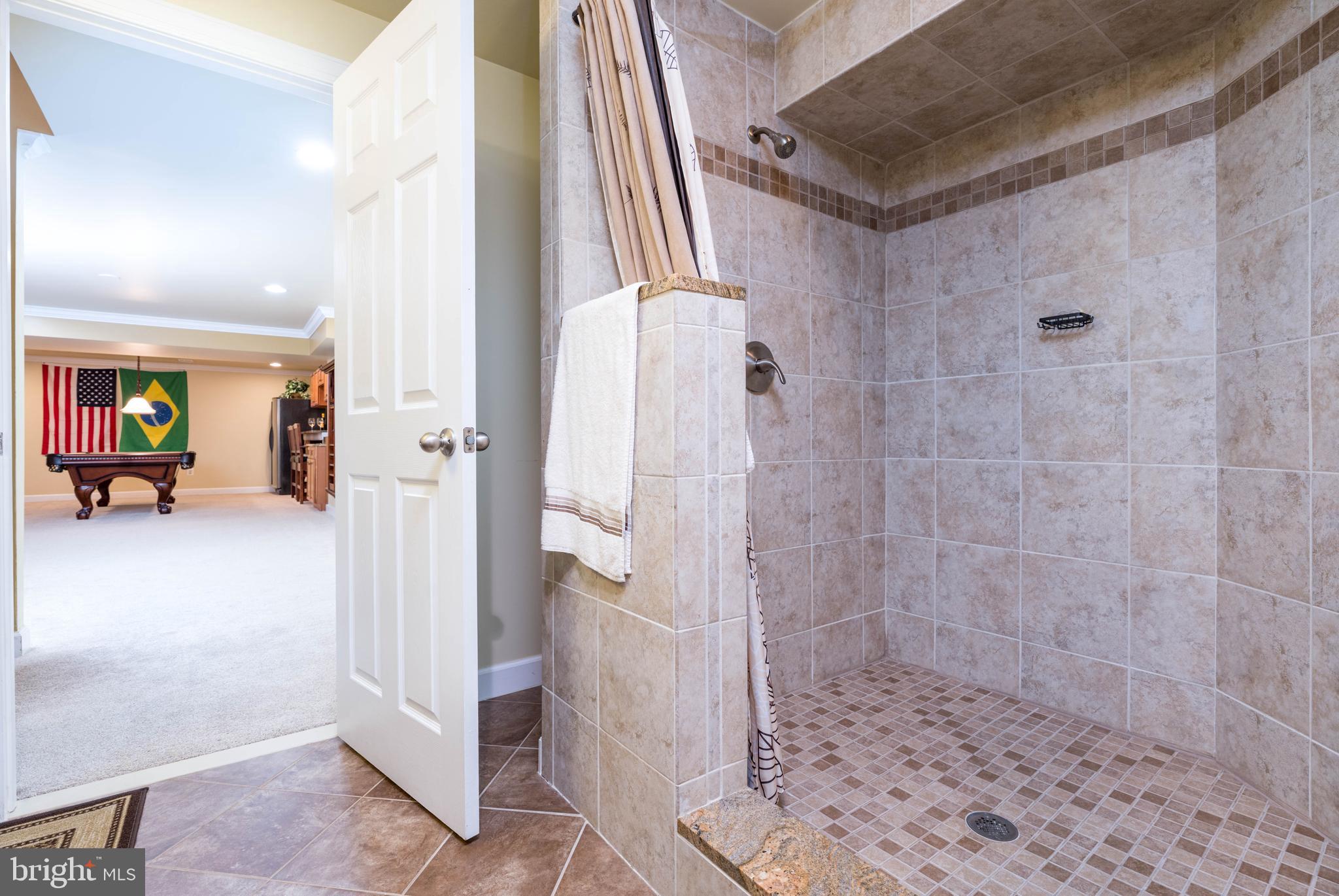 DOMINION VALLEY COUNTRY CLUB - Residential