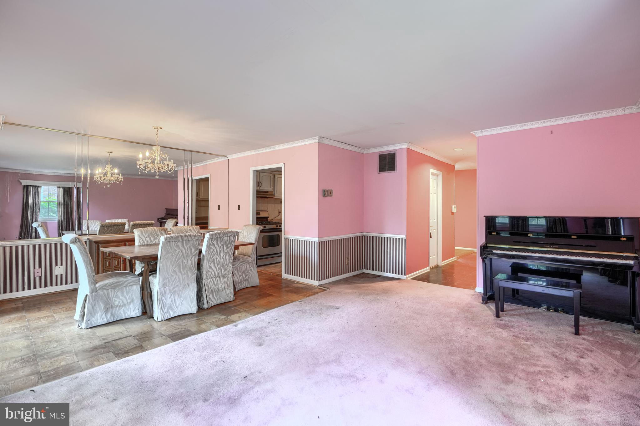 WESTCHESTER PARK - Residential
