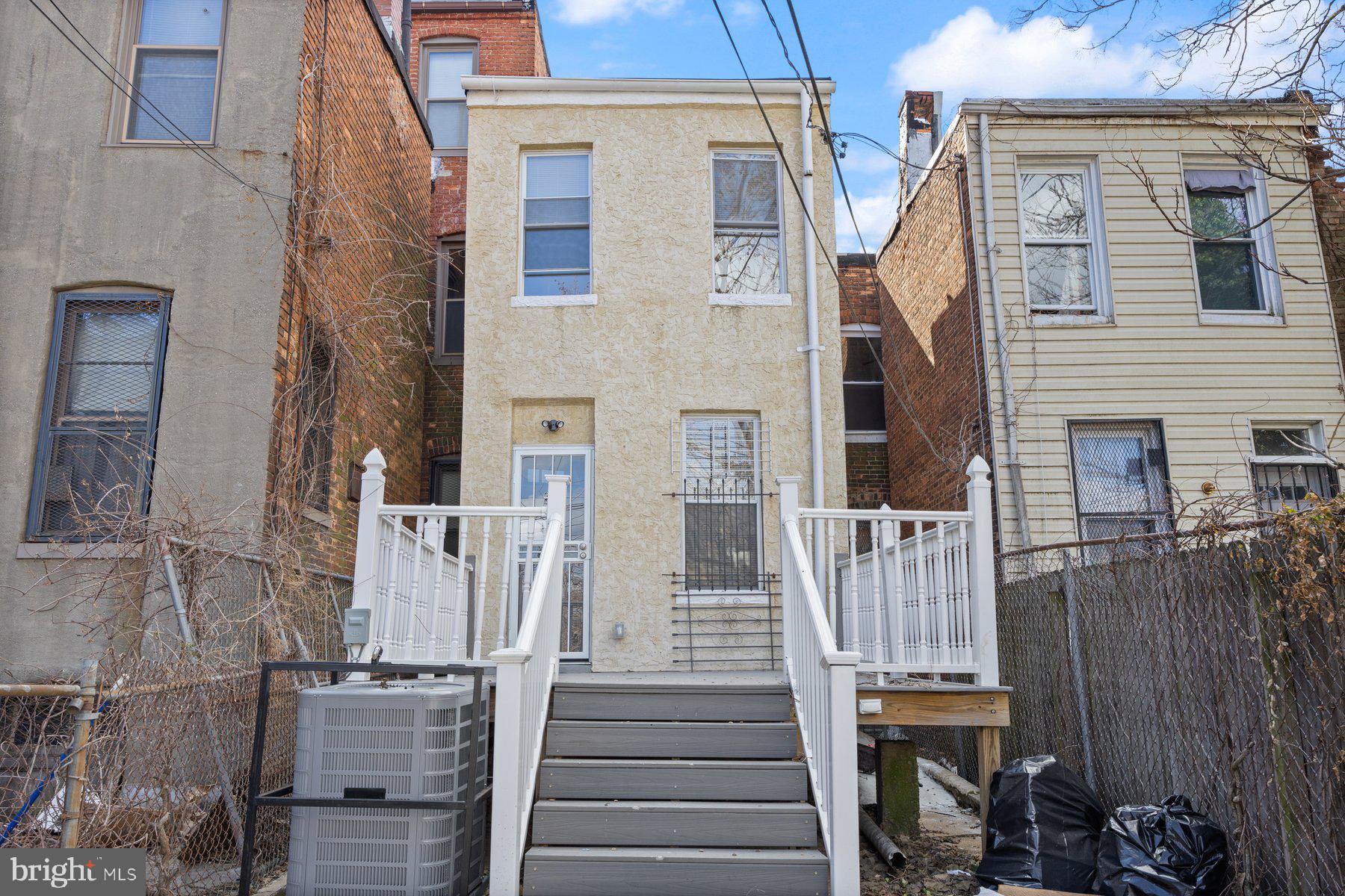 BOOTH-BOYD - Residential