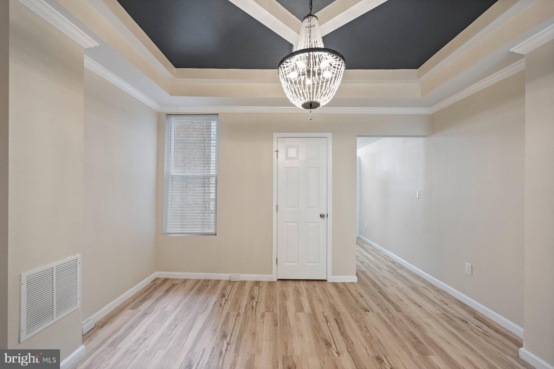 BOOTH-BOYD - Residential