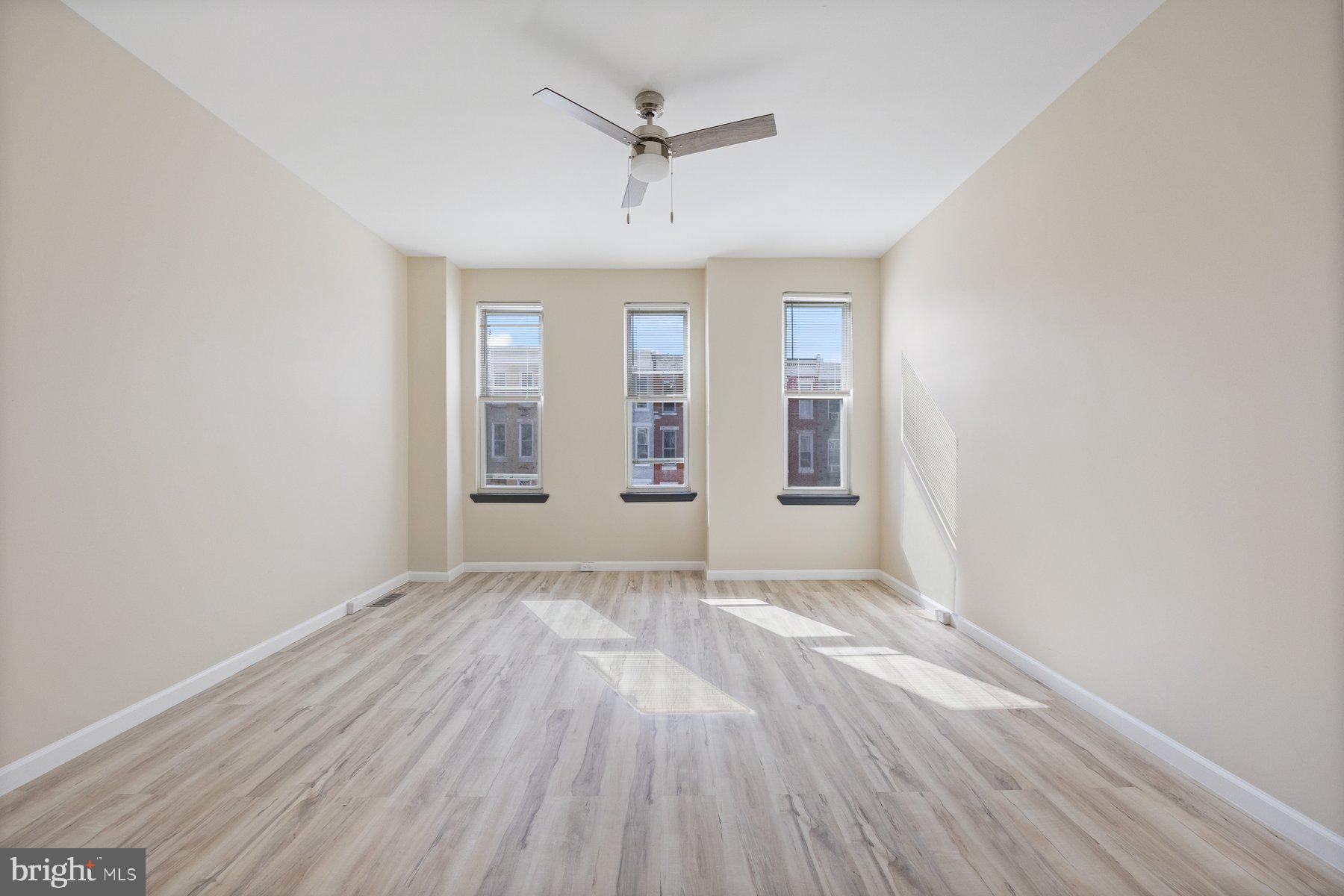 BOOTH-BOYD - Residential