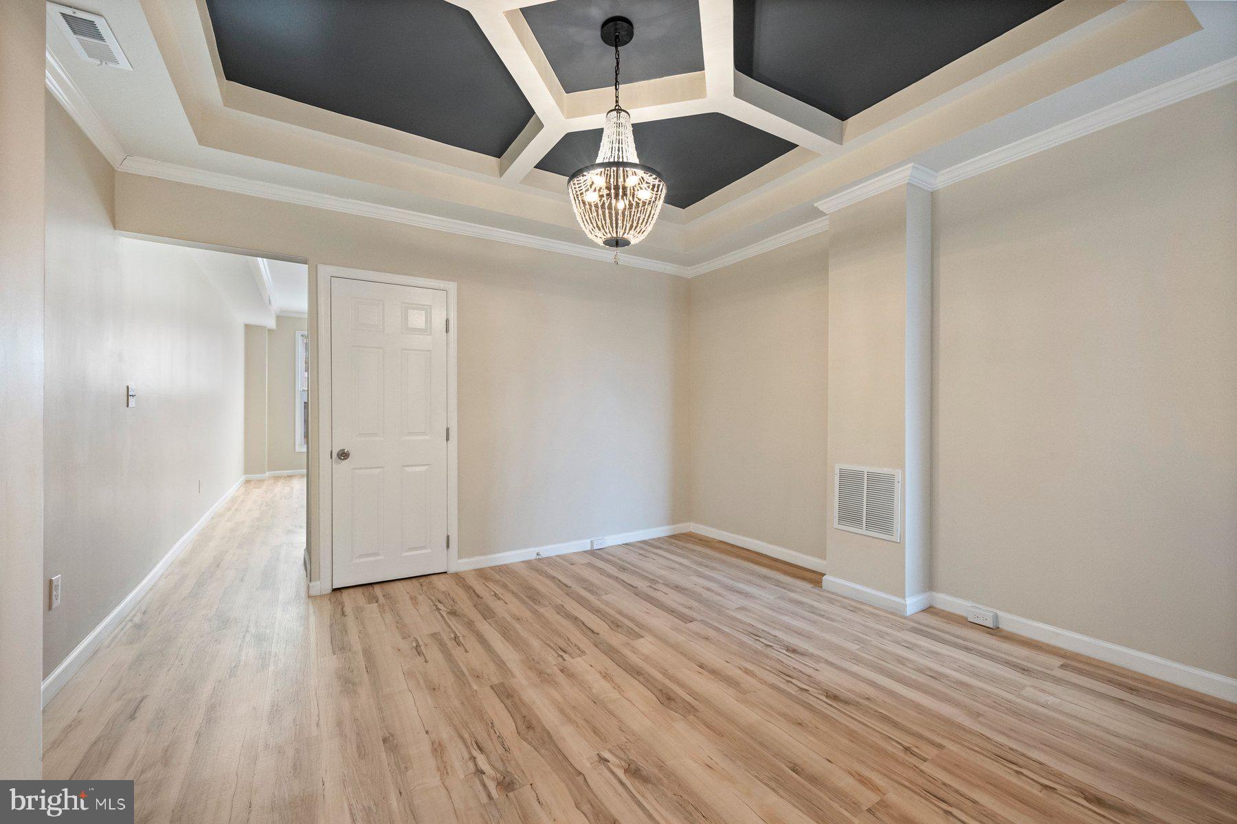 BOOTH-BOYD - Residential