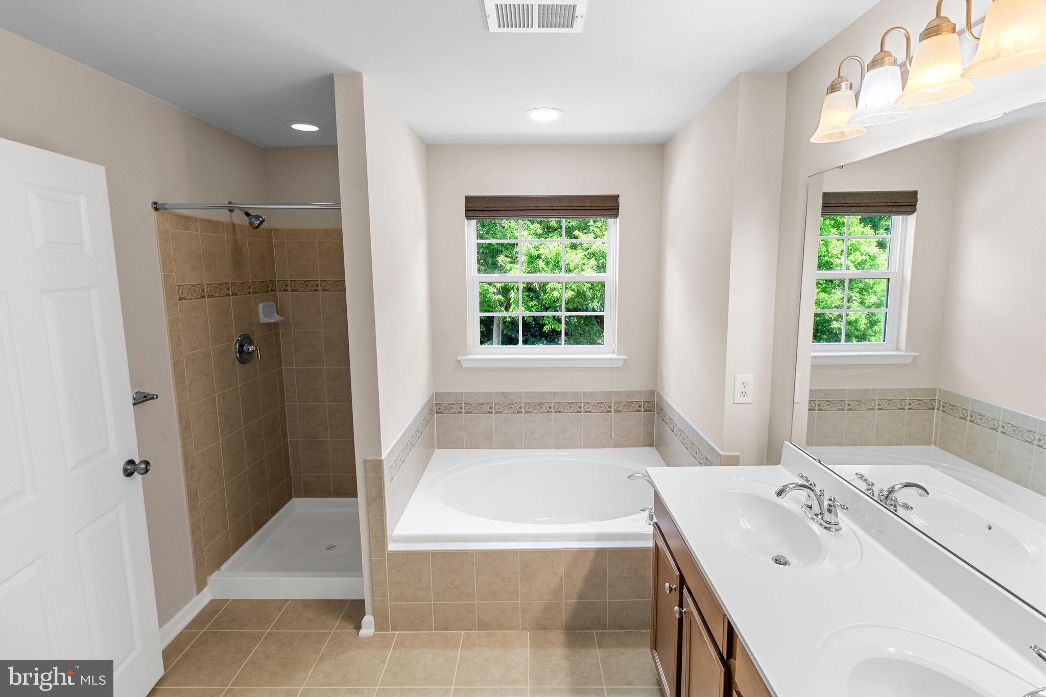 BROOKFIELD ON THE POTOMAC - Residential Lease