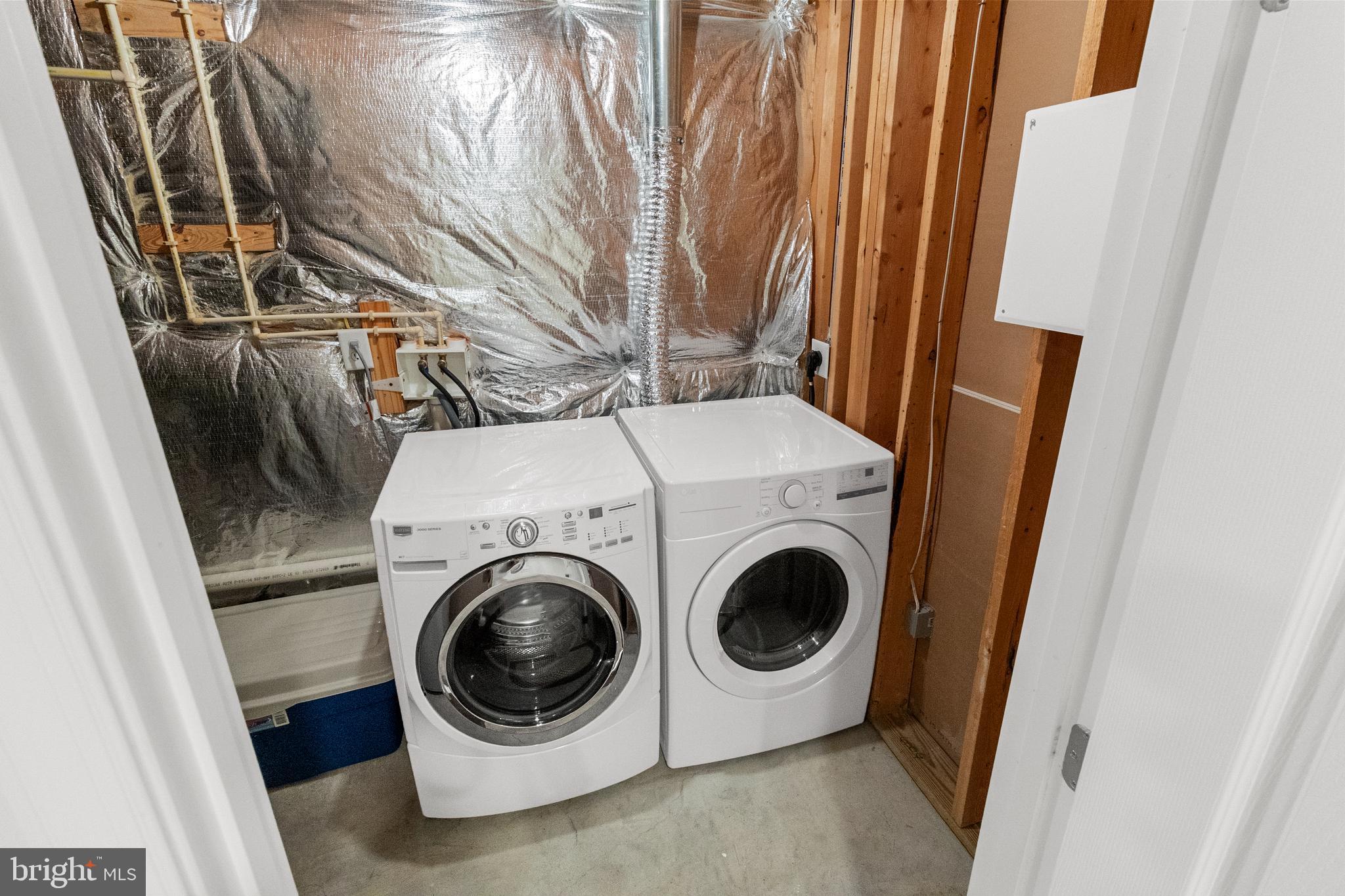 BROOKFIELD ON THE POTOMAC - Residential Lease