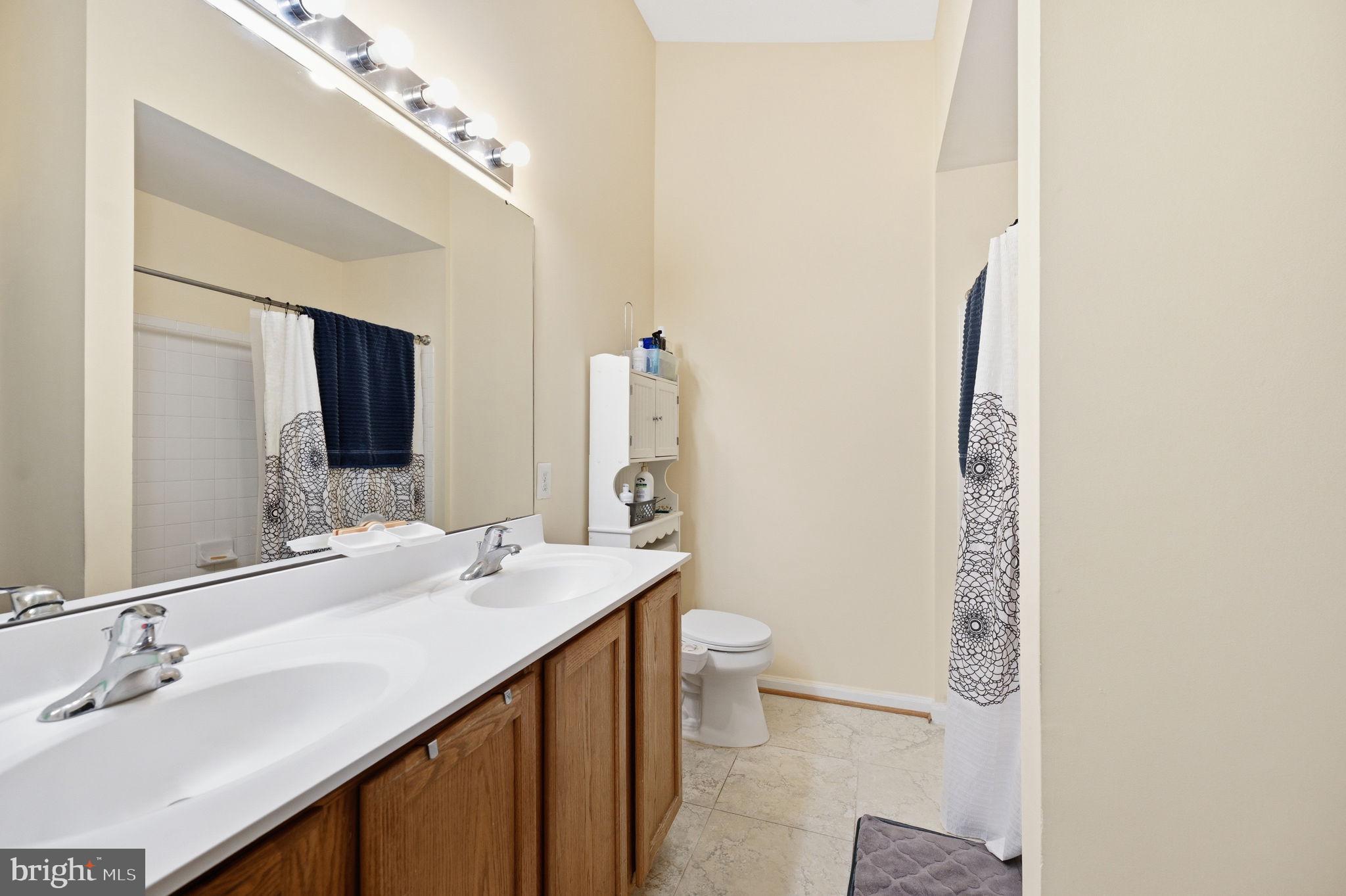 SOMERSET - Residential