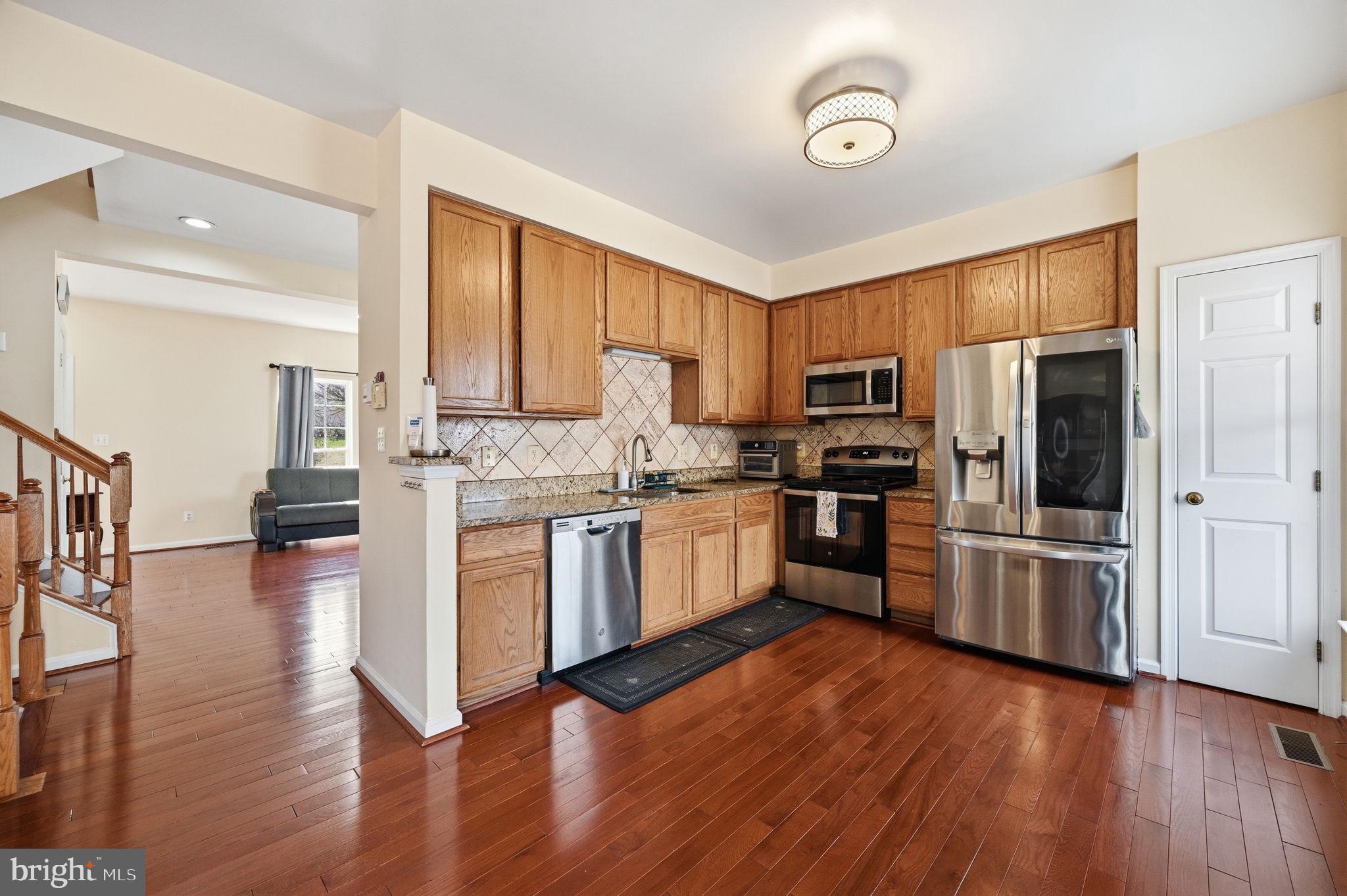 SOMERSET - Residential