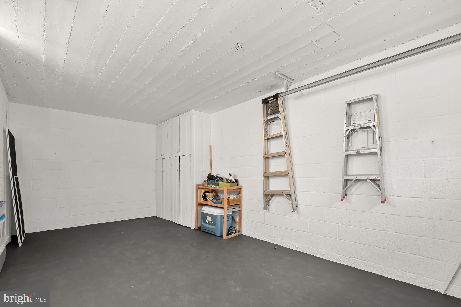 WESTWOOD - Residential