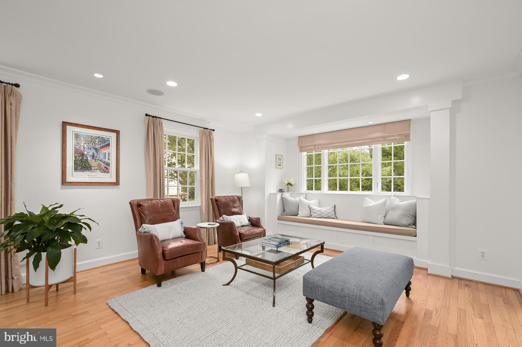 WESTWOOD - Residential