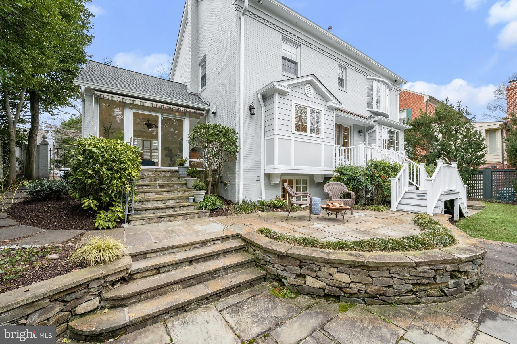 WESTWOOD - Residential