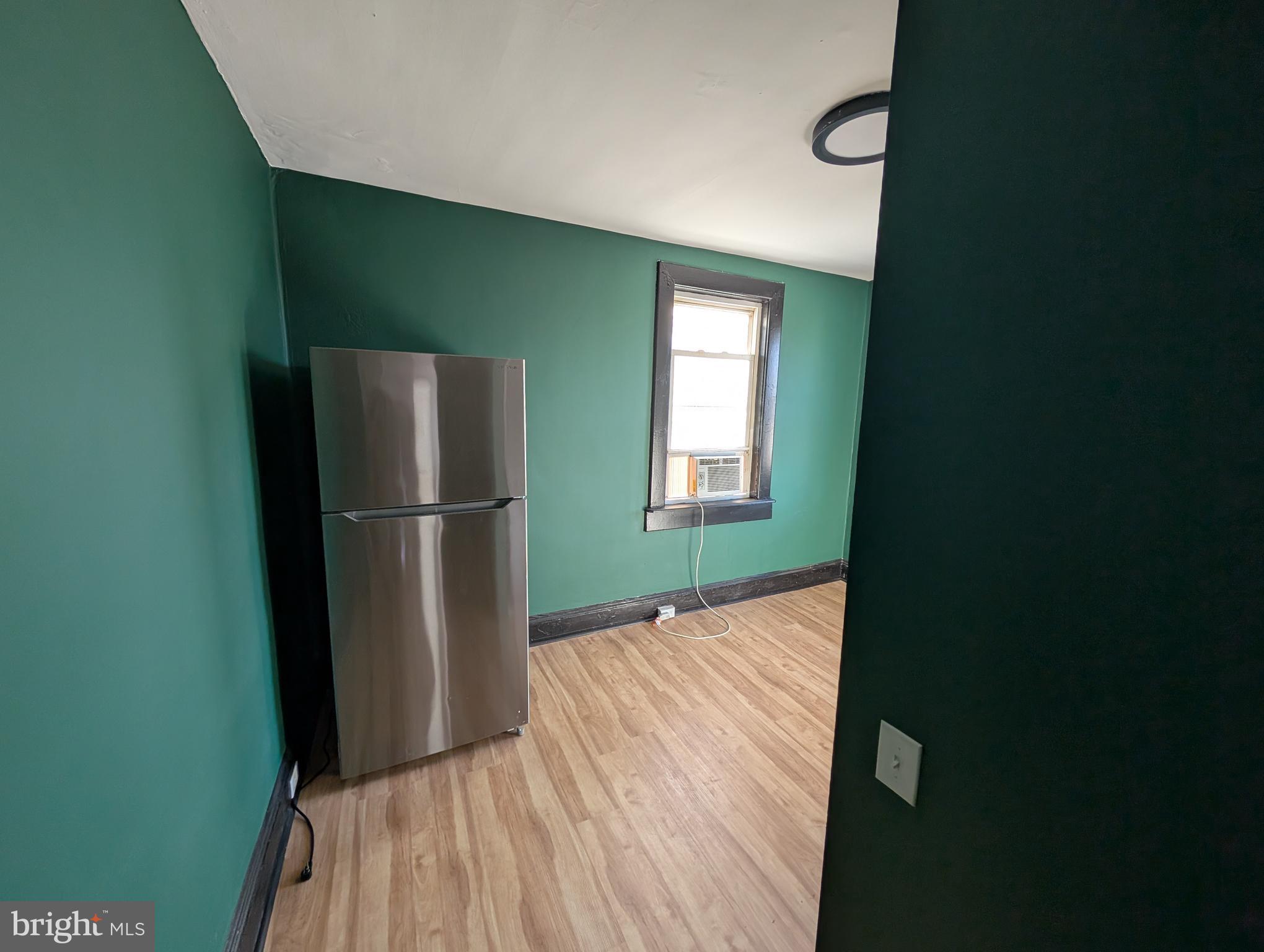 MORELL PARK - Residential Lease