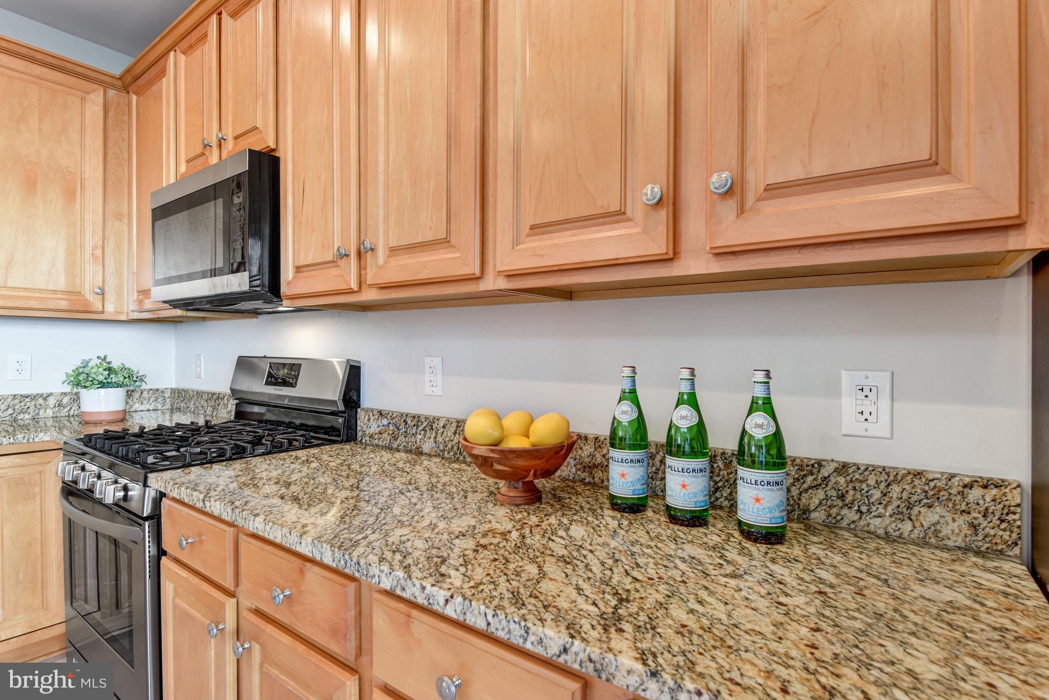 VIRGINIA OAKS - Residential