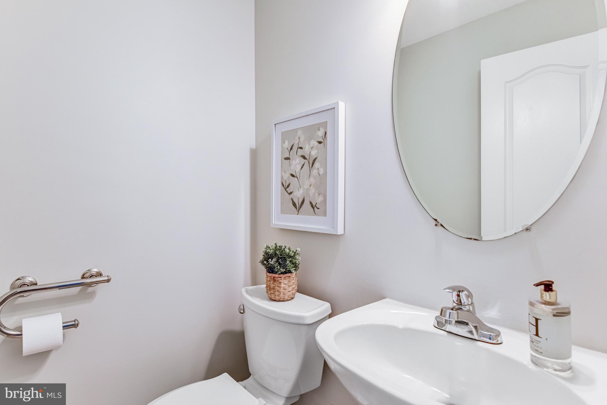 VIRGINIA OAKS - Residential