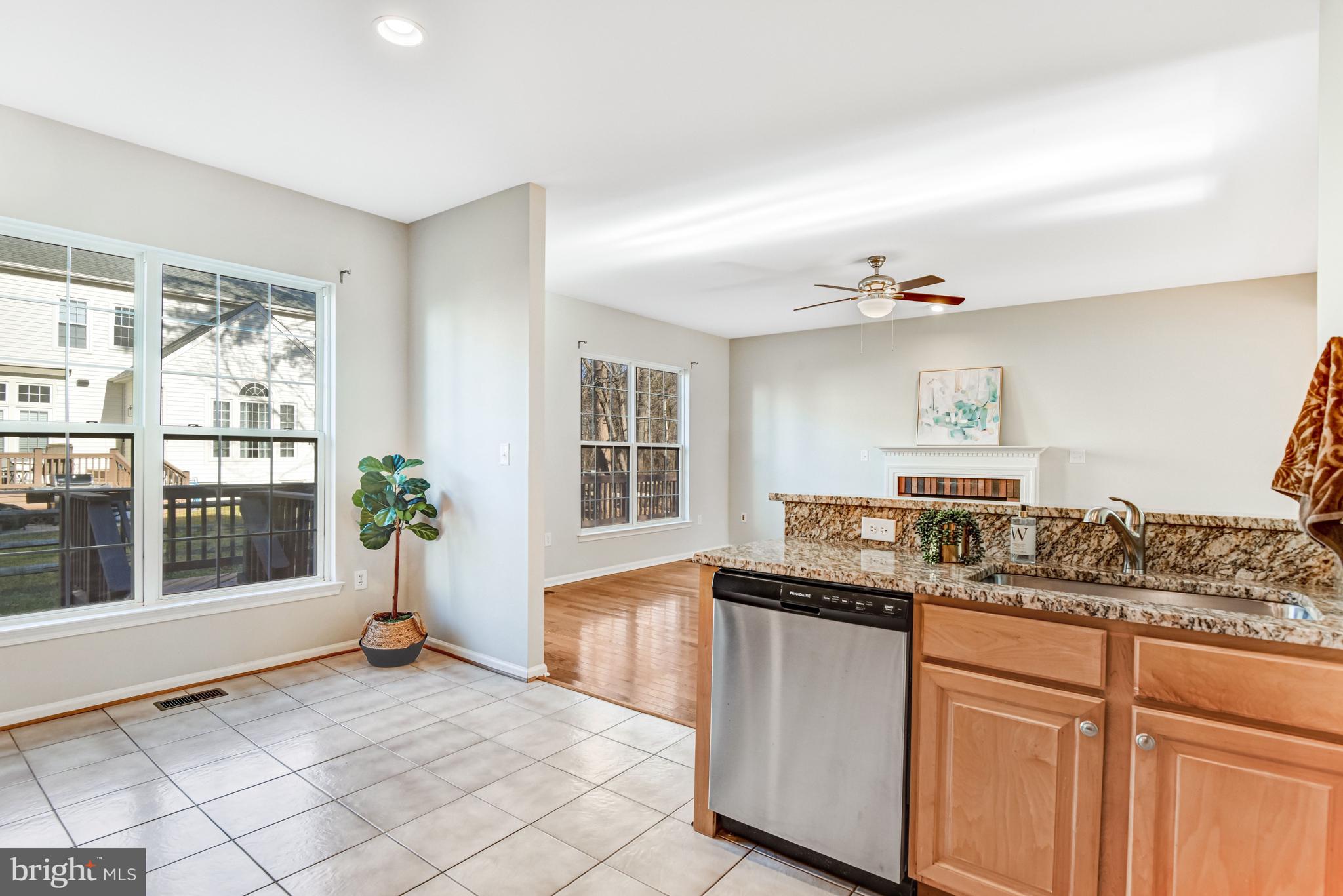 VIRGINIA OAKS - Residential