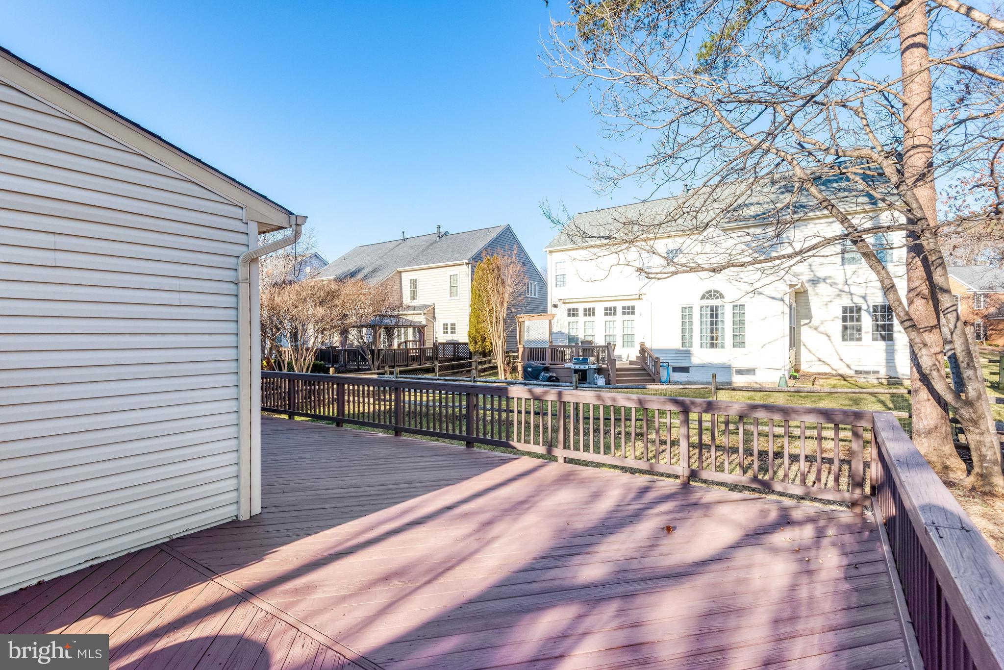 VIRGINIA OAKS - Residential