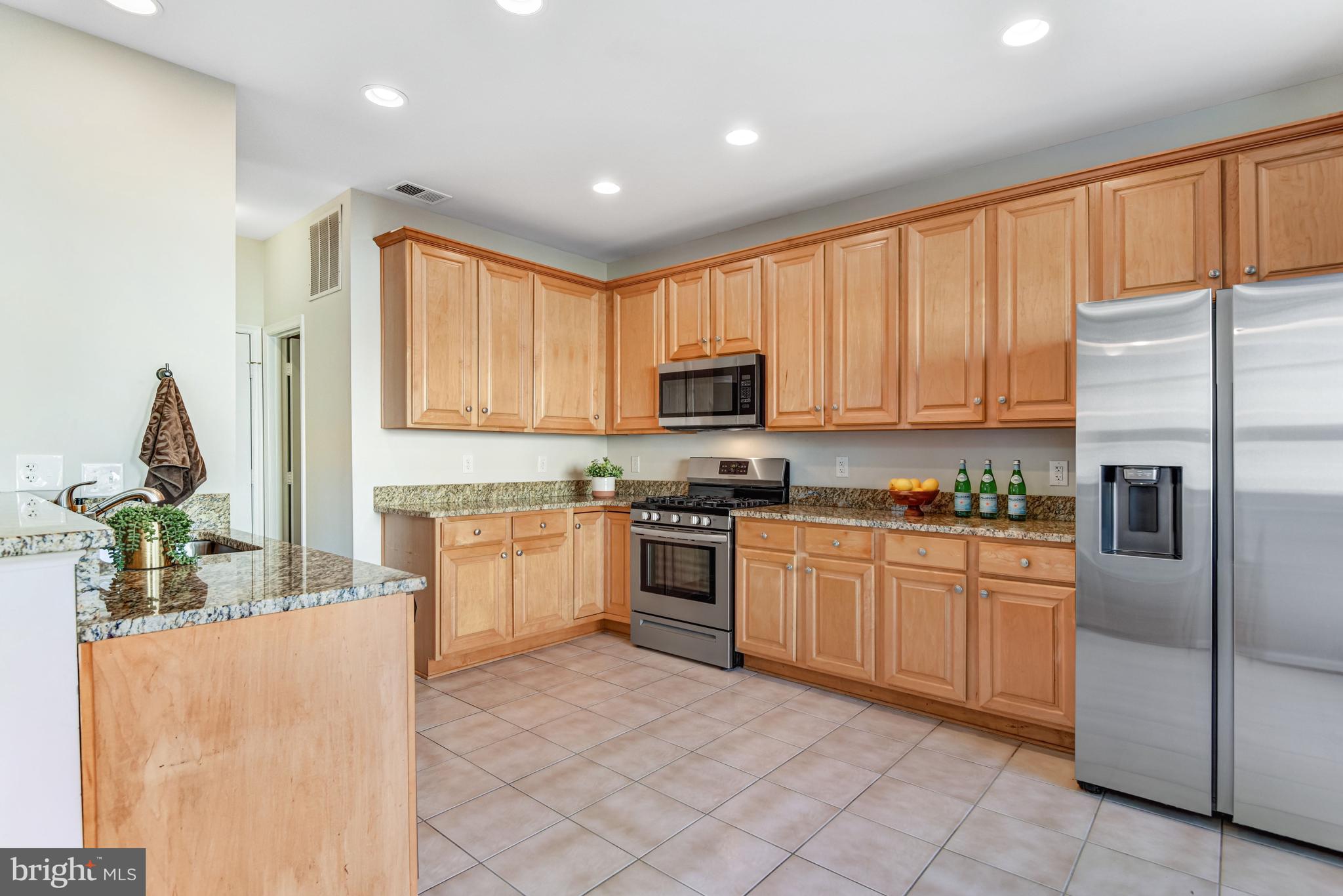 VIRGINIA OAKS - Residential