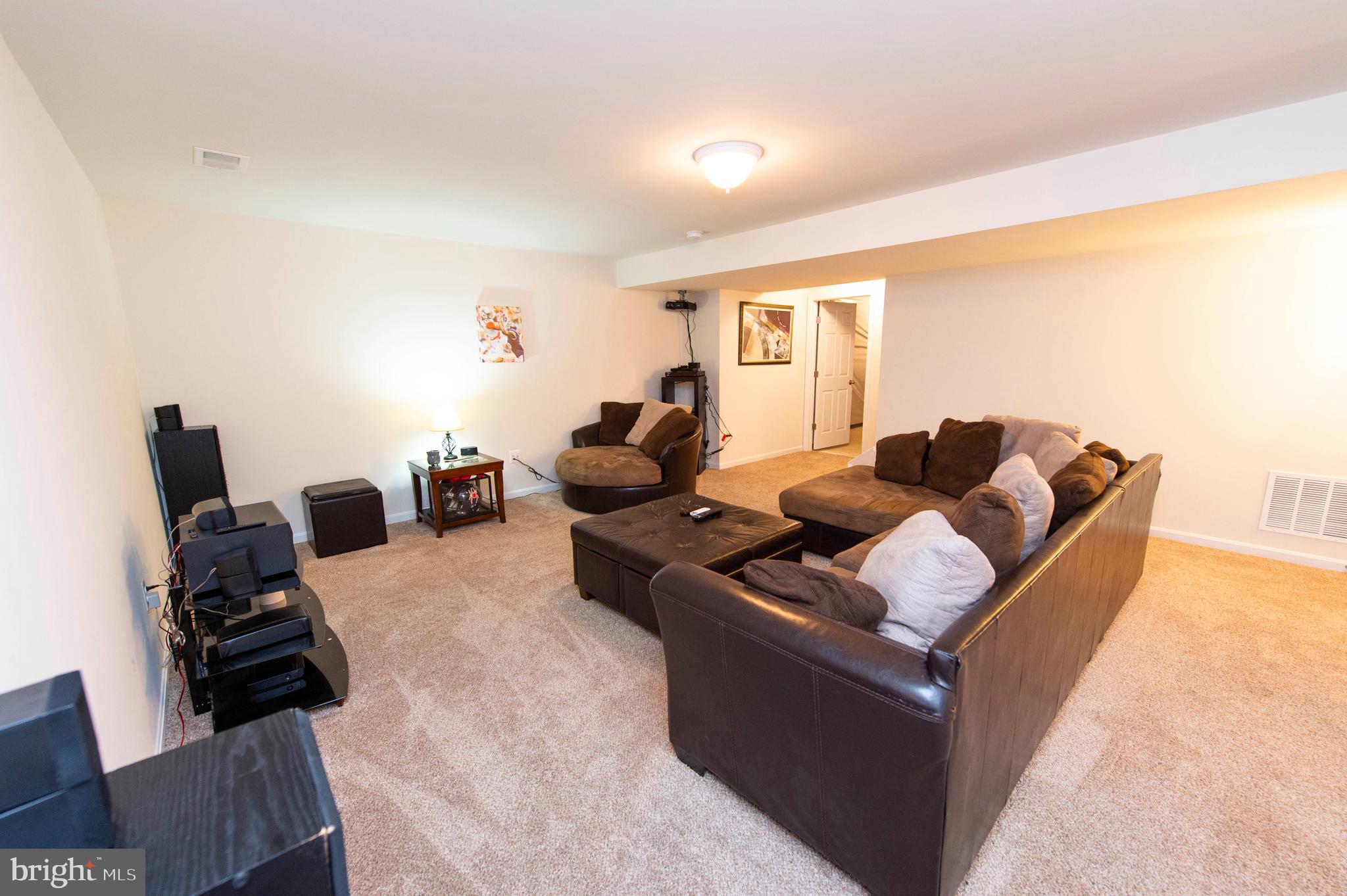 WELLSPRING HILLS - Residential