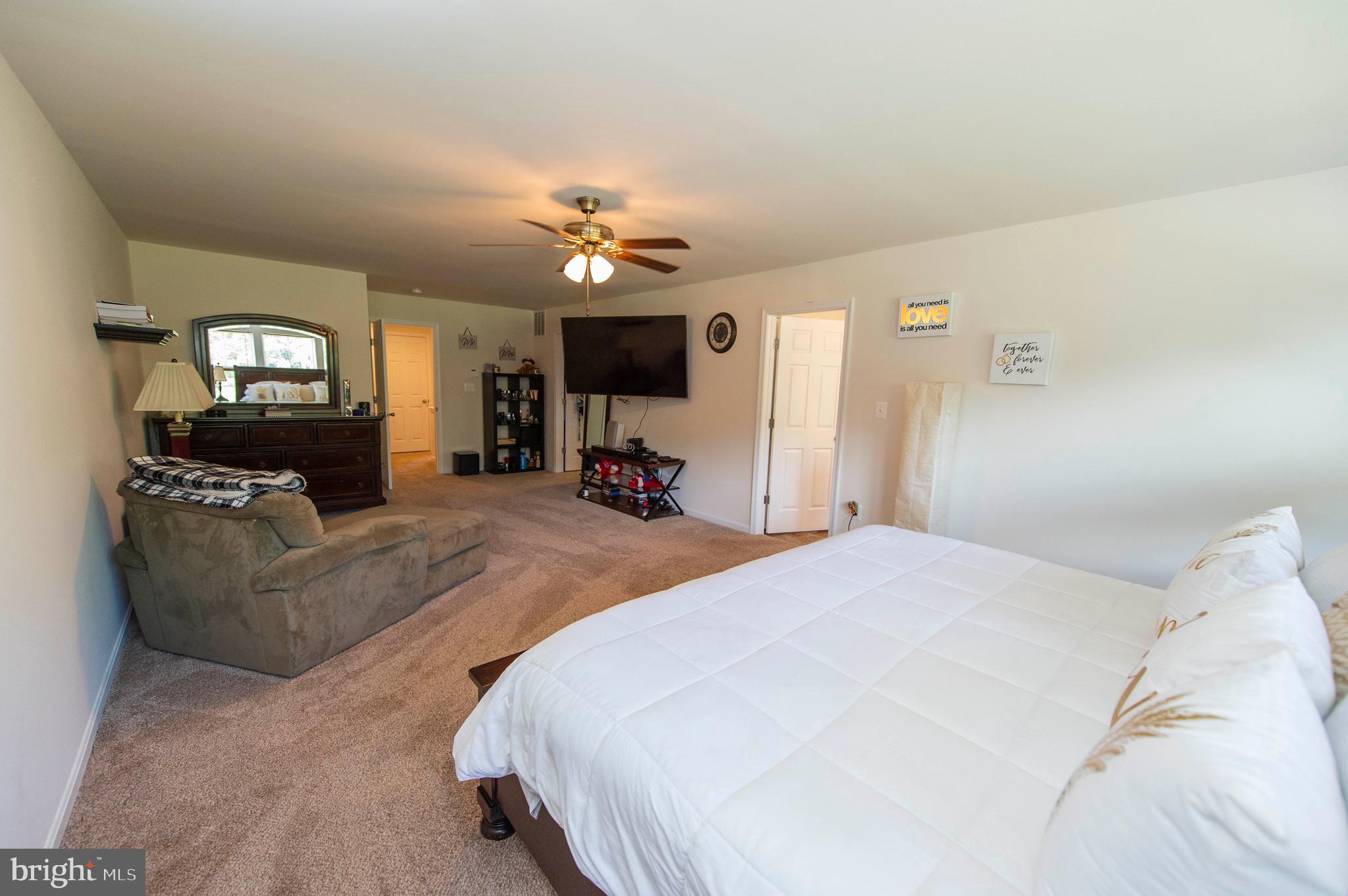 WELLSPRING HILLS - Residential