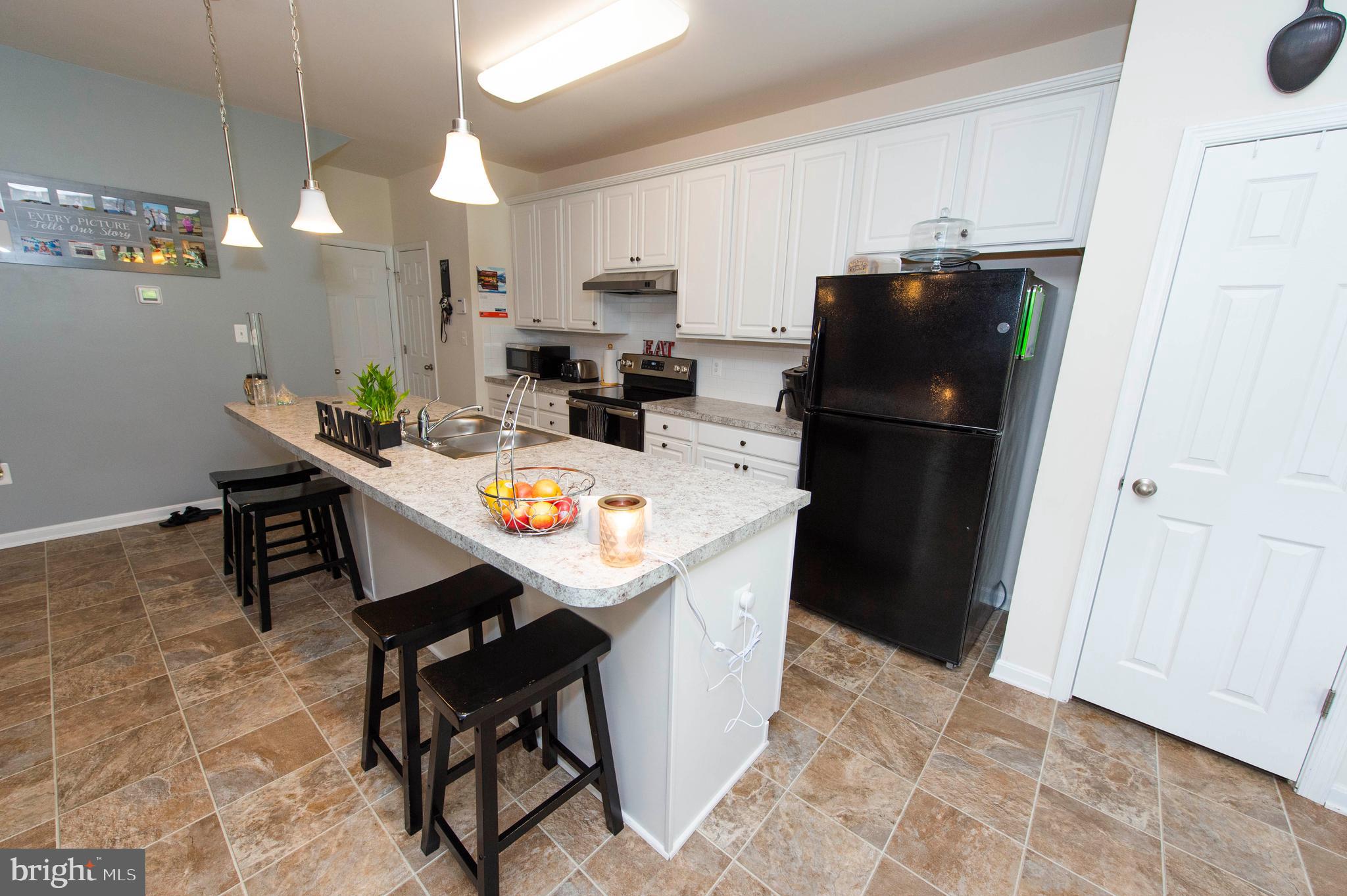 WELLSPRING HILLS - Residential