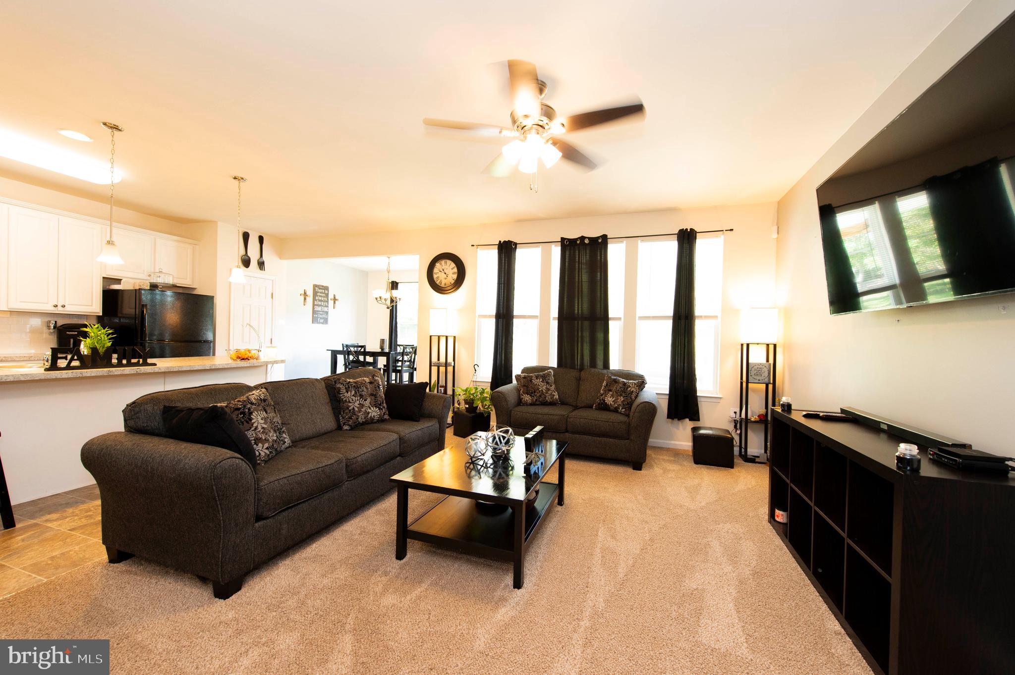 WELLSPRING HILLS - Residential