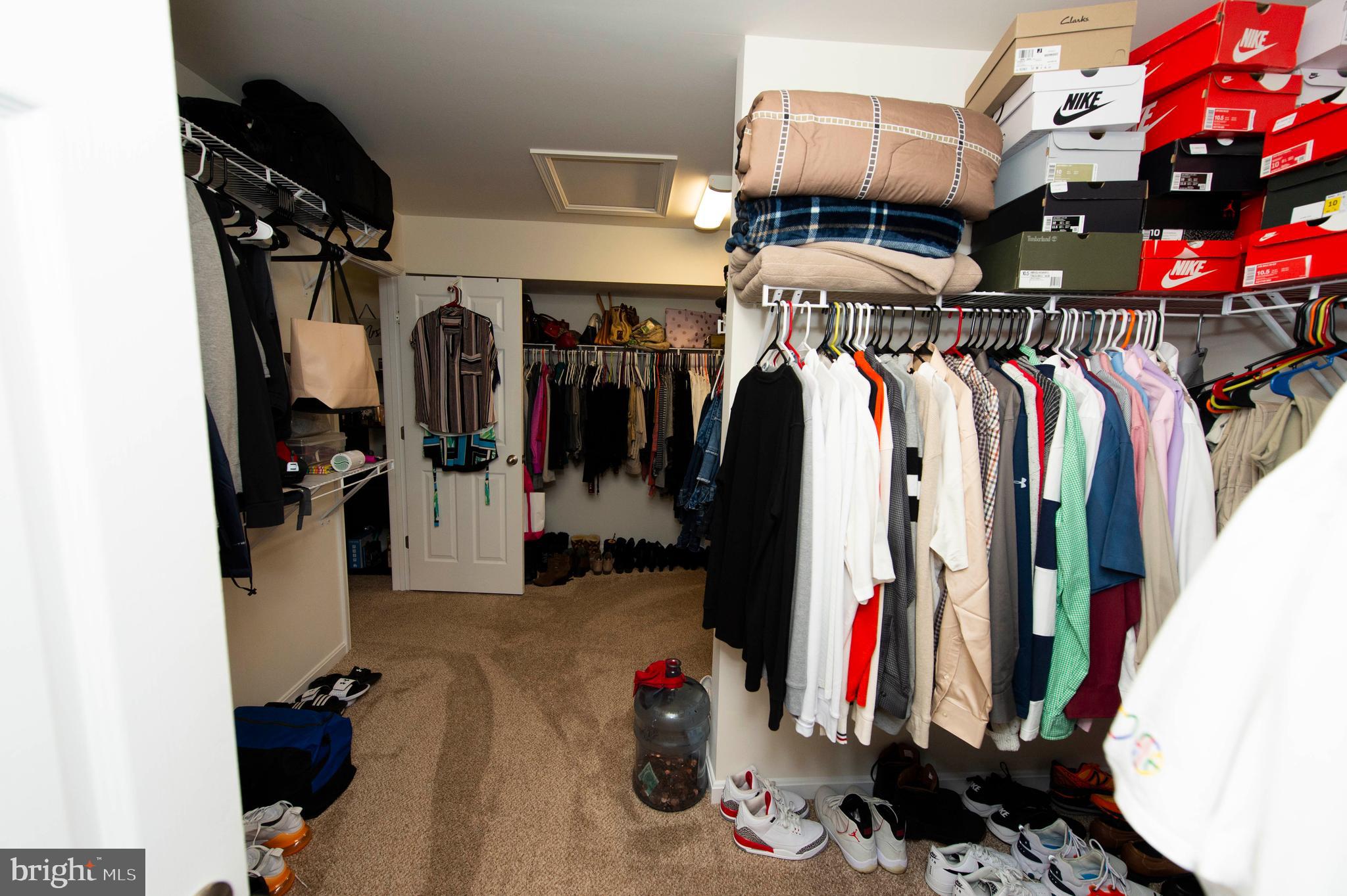 WELLSPRING HILLS - Residential