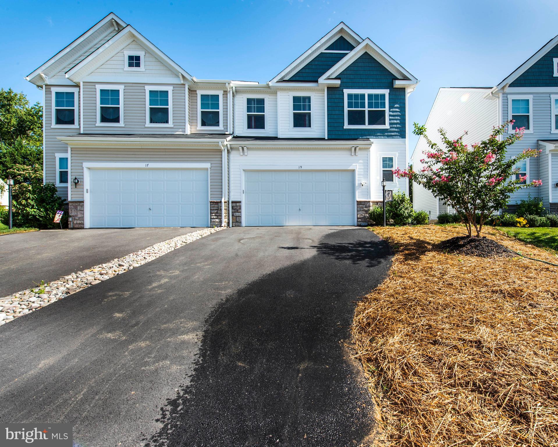 WELLSPRING HILLS - Residential