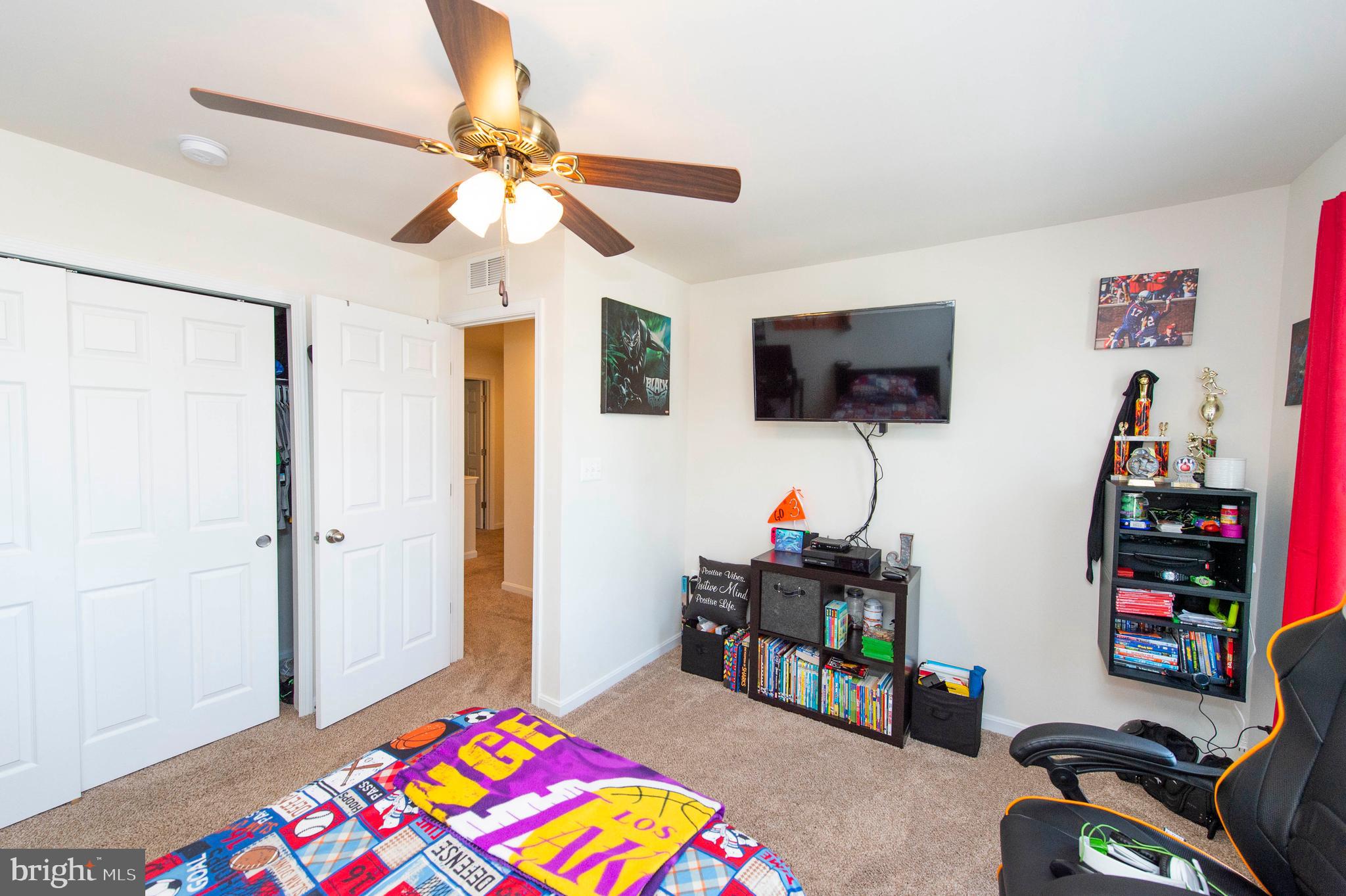 WELLSPRING HILLS - Residential