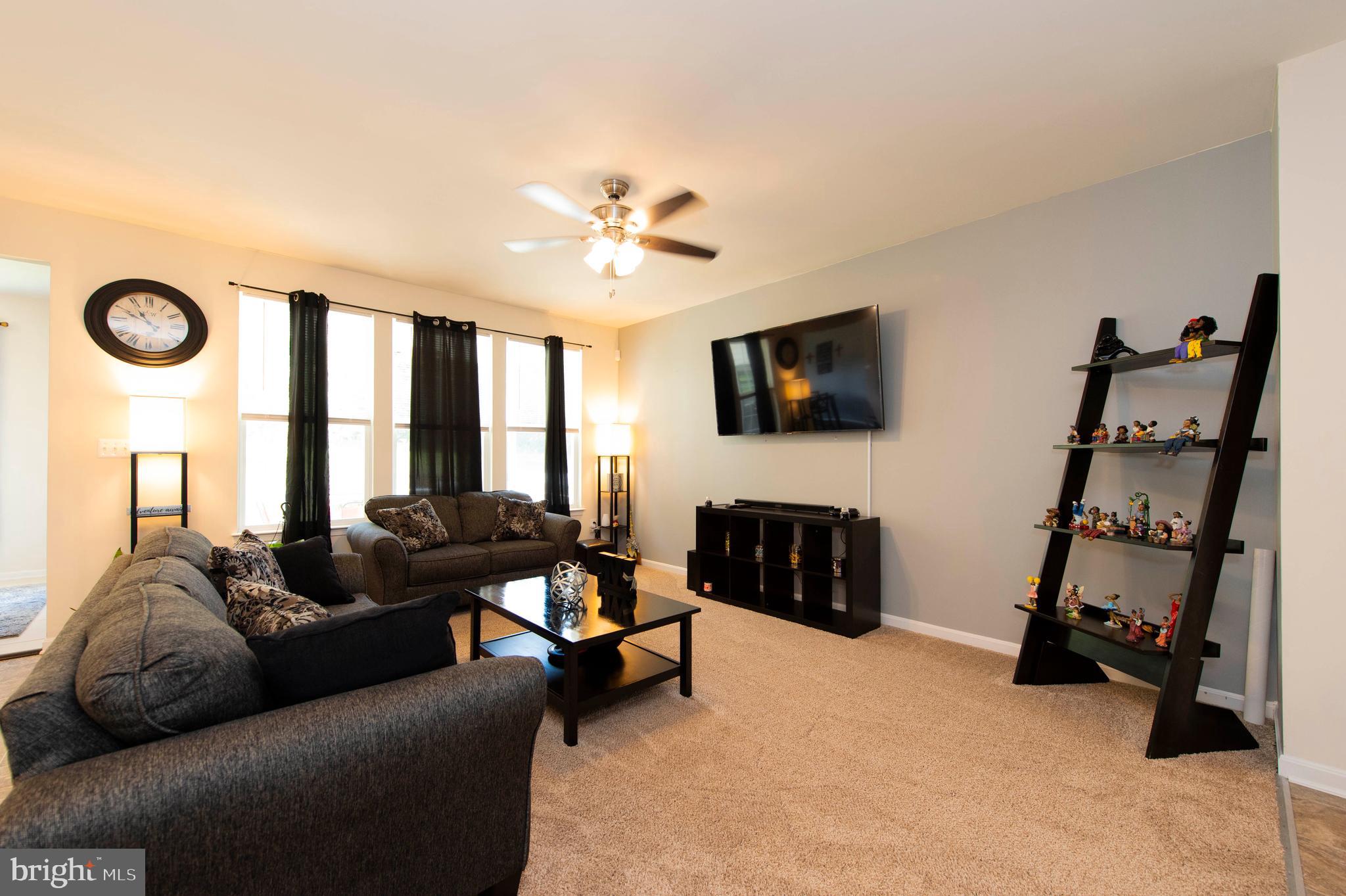 WELLSPRING HILLS - Residential