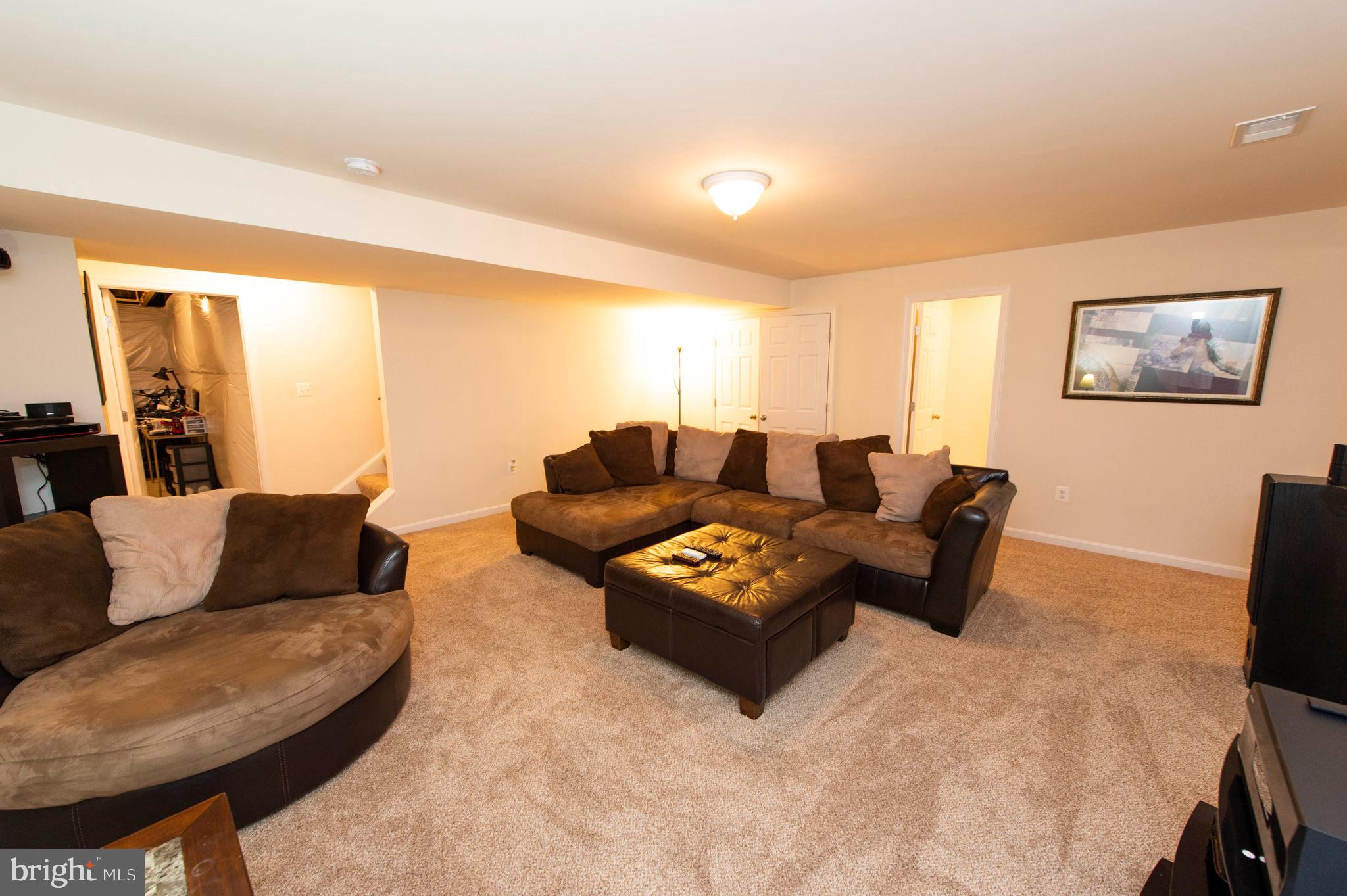 WELLSPRING HILLS - Residential