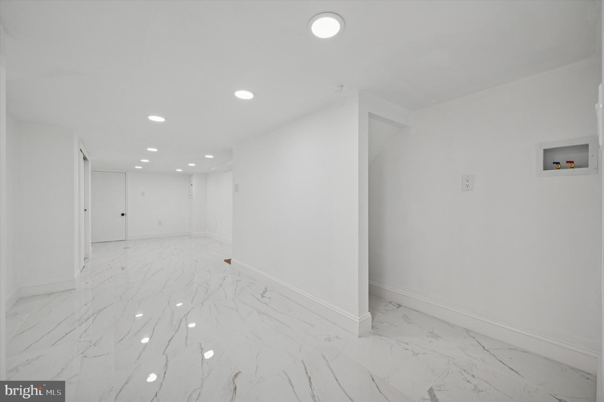 COBBS CREEK - Residential