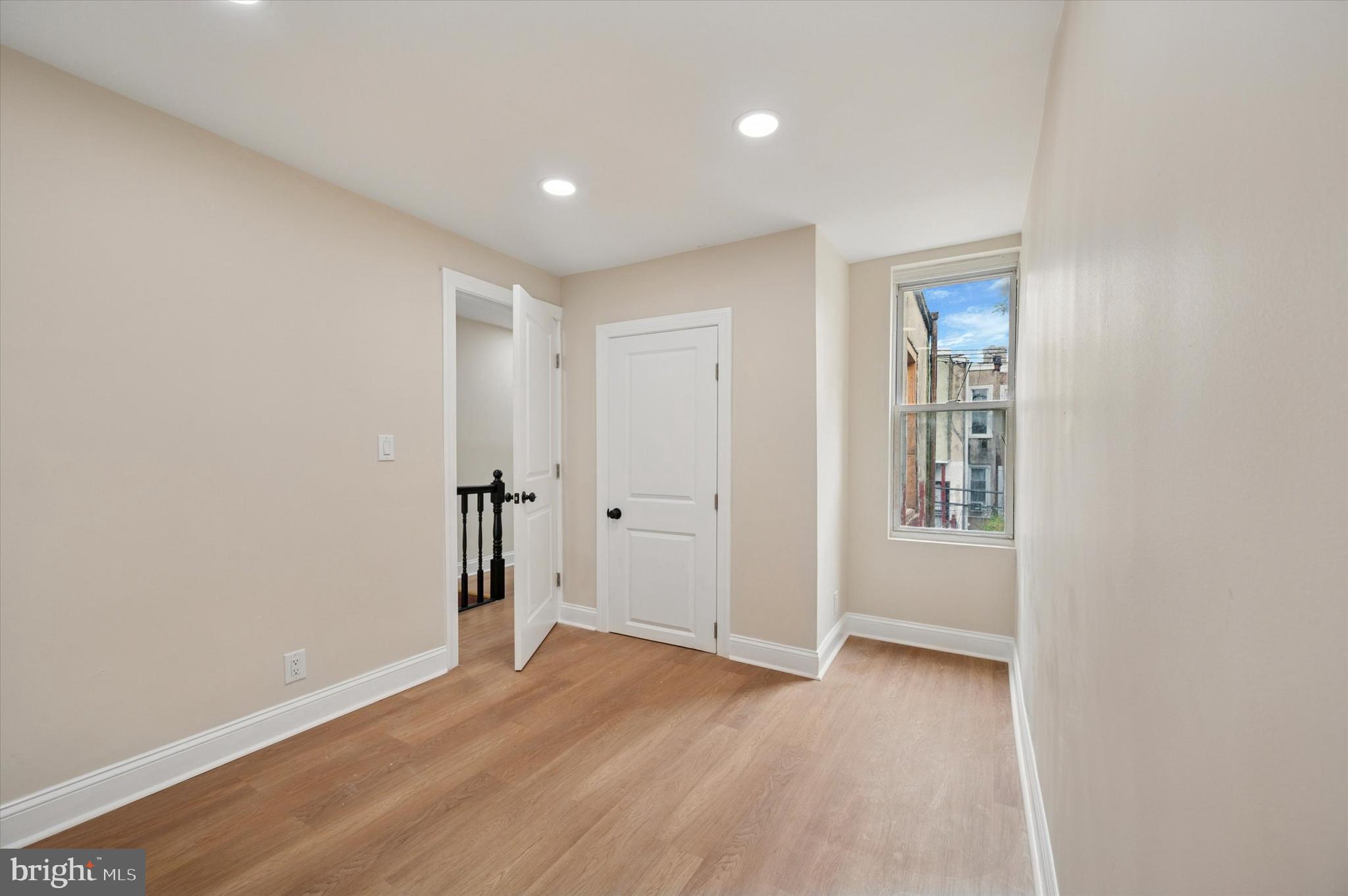 COBBS CREEK - Residential