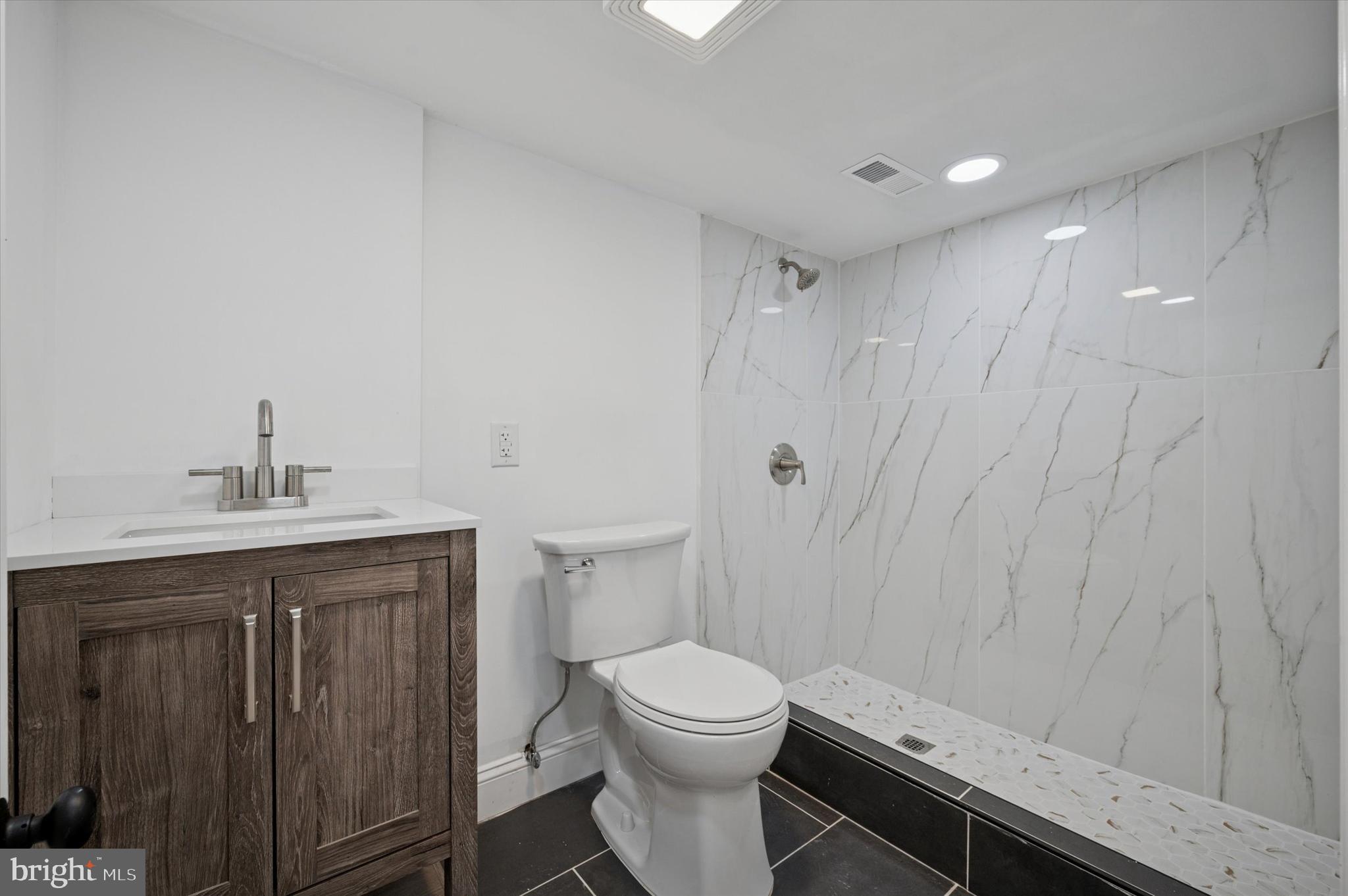 COBBS CREEK - Residential