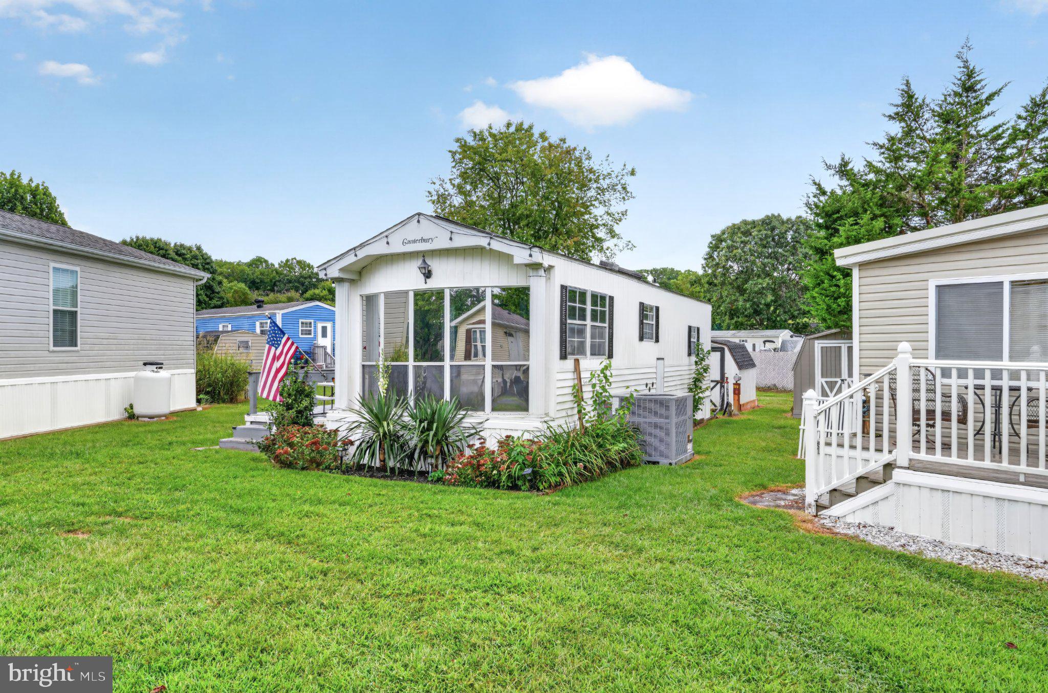 172 OCEAN OVAL CIRCLE