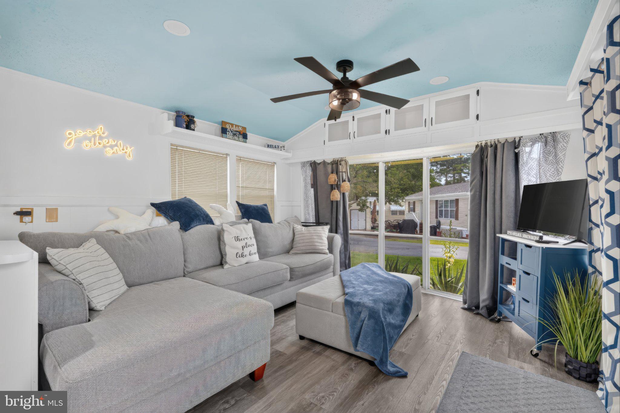 172 OCEAN OVAL CIRCLE
