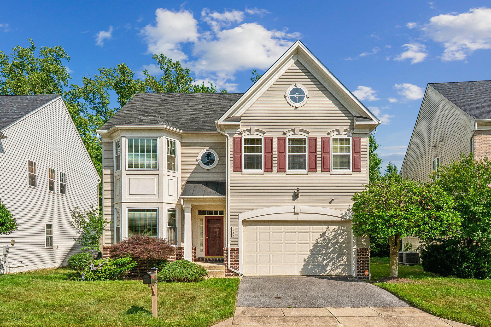 17 RIVERWATCH LANE