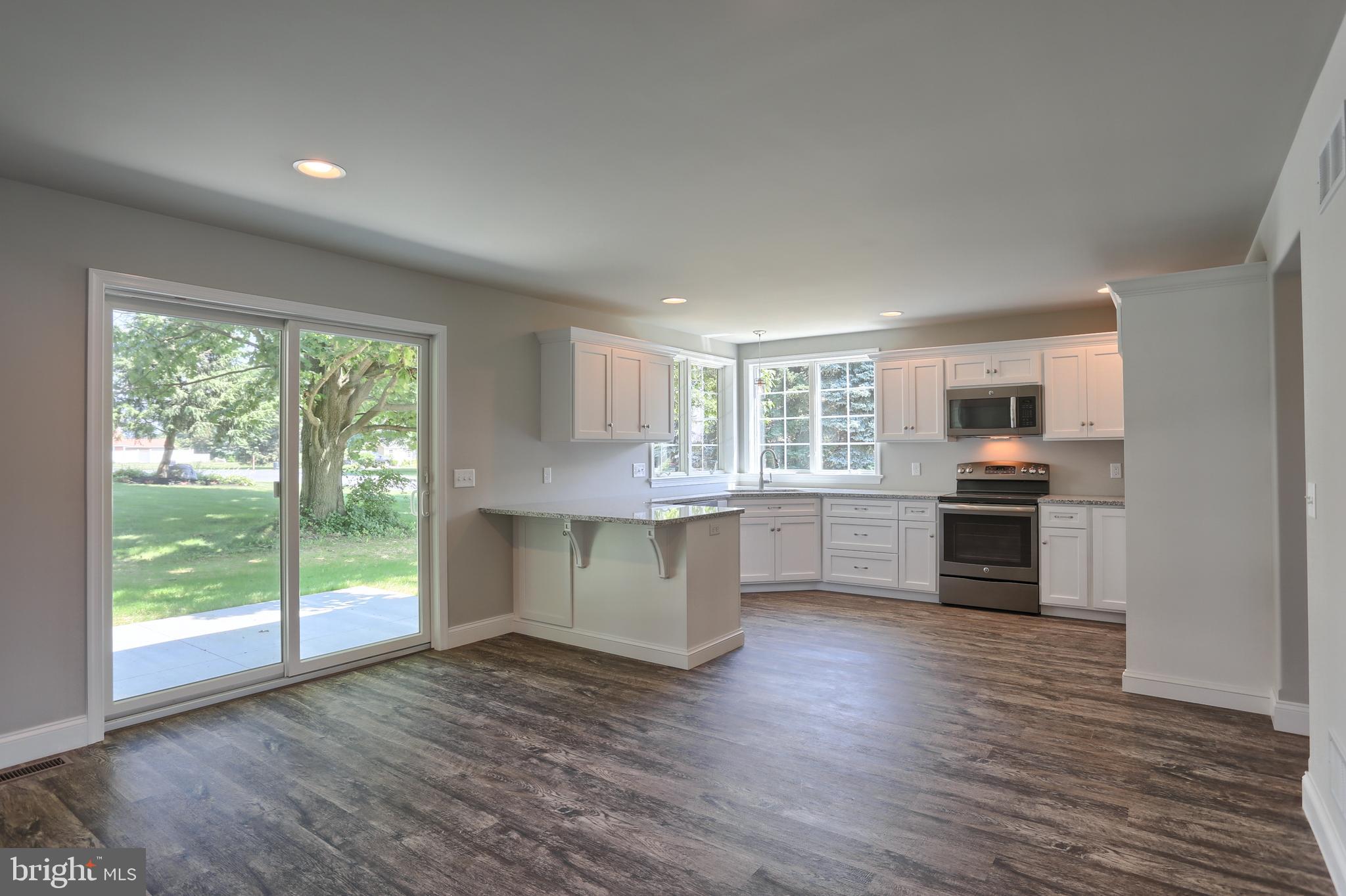 THE ESTATES AT HEARTHSIDE - Residential