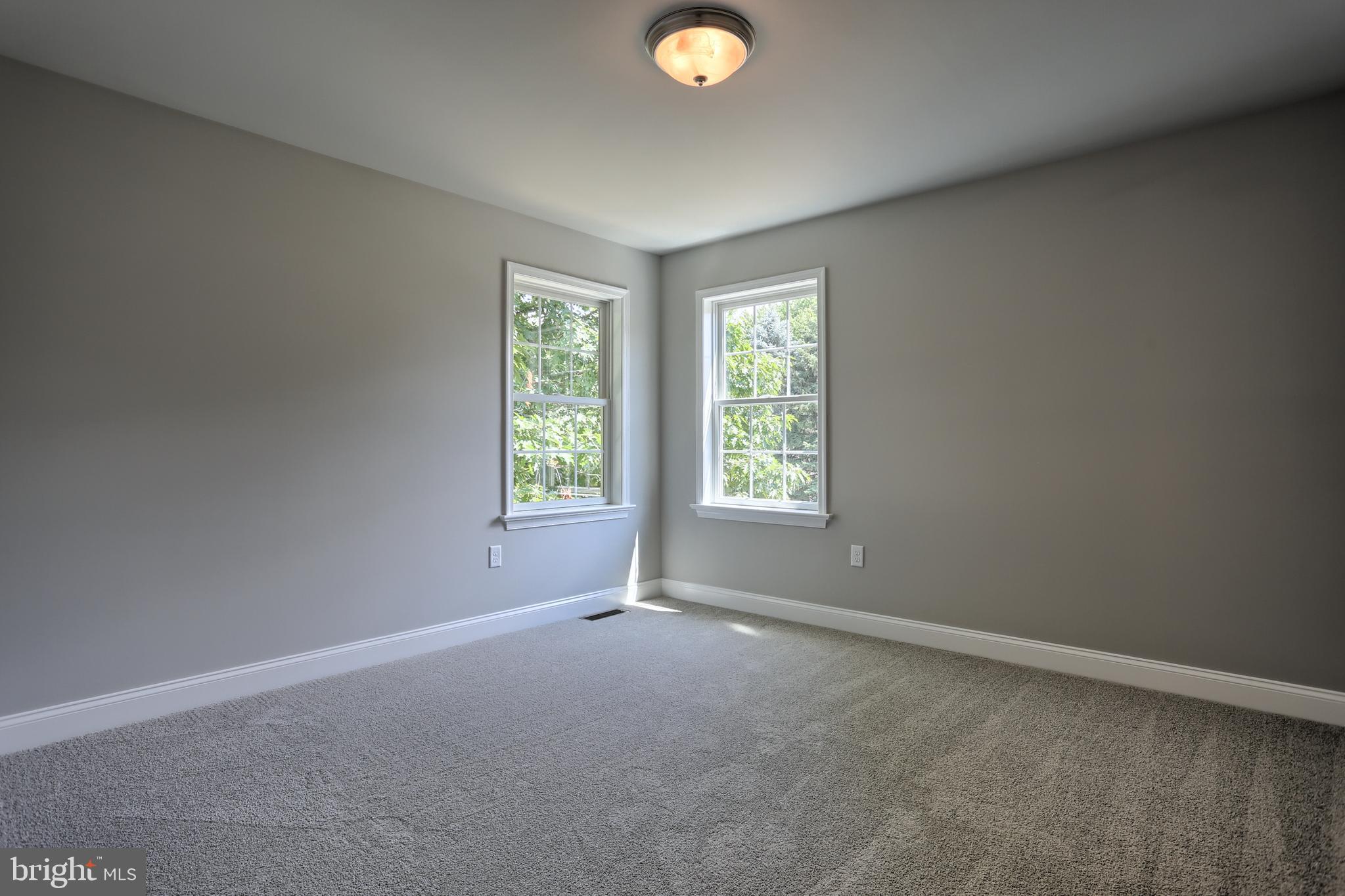 THE ESTATES AT HEARTHSIDE - Residential