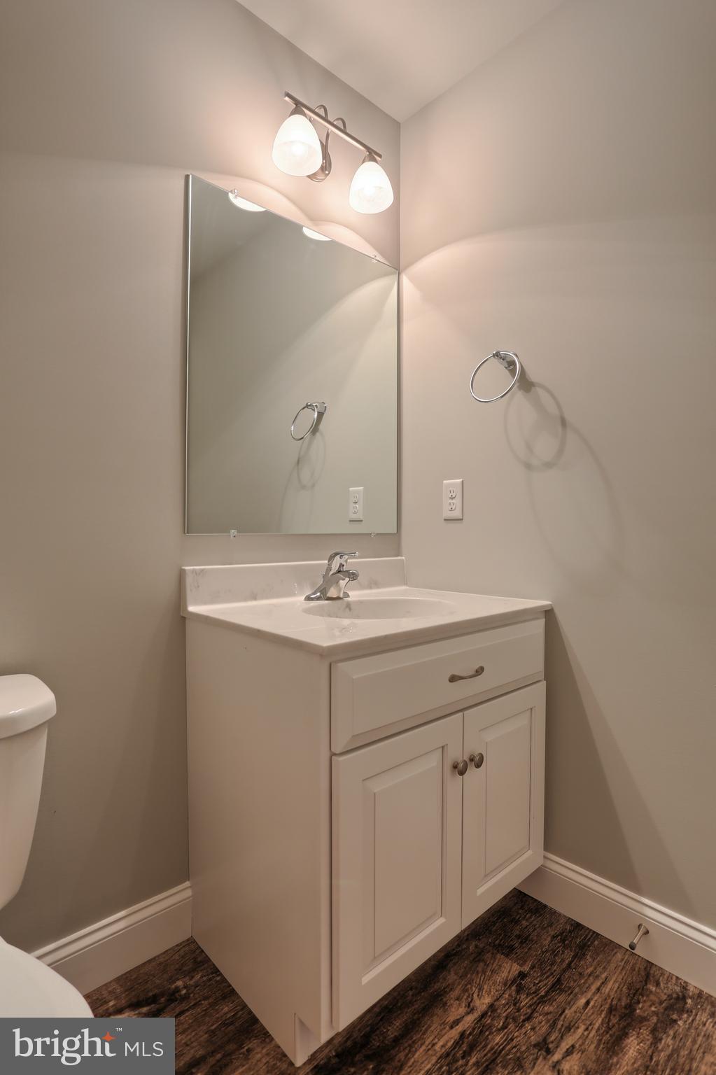 THE ESTATES AT HEARTHSIDE - Residential