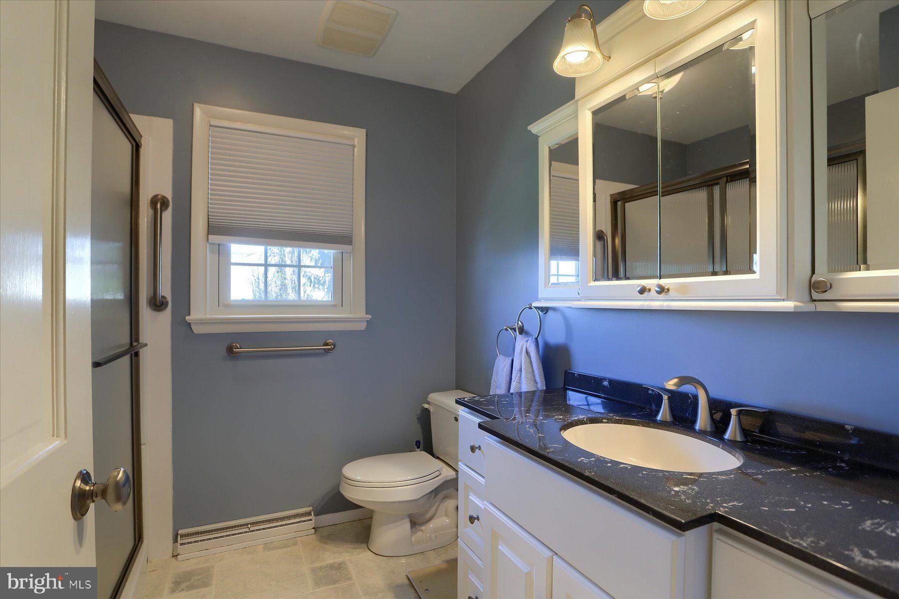 SKYLINE VIEW - Residential