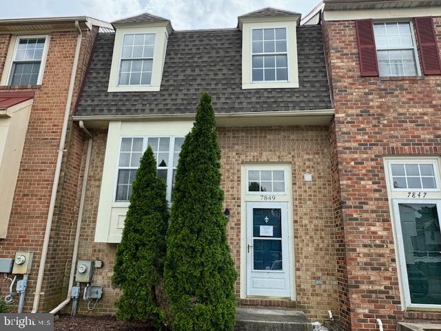 2, possibly 3 bedroom (in basement), 2.5 bath Townhome in Stoney Beach.. Kitchen updated within last 5 years or so. New carpet. Shows well but sold as is.
This property is eligible under the Freddie Mac First Look Initiative thru 7/9/2025.
ONLY OWNER OCCUPANT OFFERS WILL BE ACCEPTED DURING THIS TIME.
SOLD AS-IS. SELLER WILL NOT MAKE ANY REPAIRS.
GR/HOA/FF fees and financing options TBD by buyer. The seller pays NO transfer/ recordation costs, buyer will pay 100%. Call today for a showing!