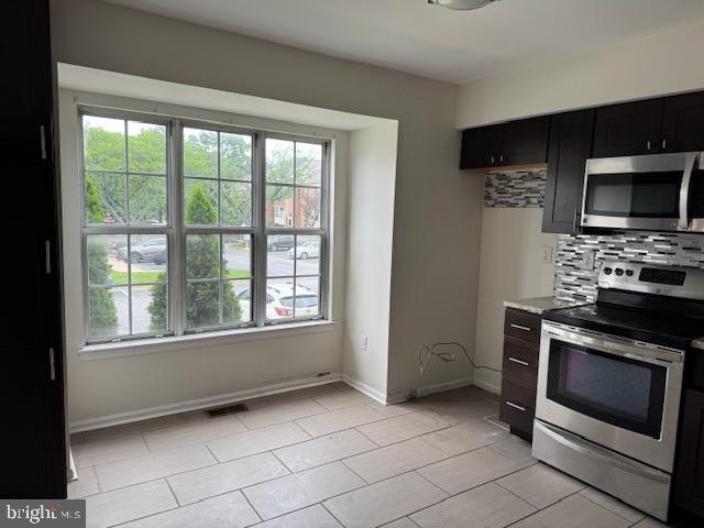 STONEY BEACH - Residential