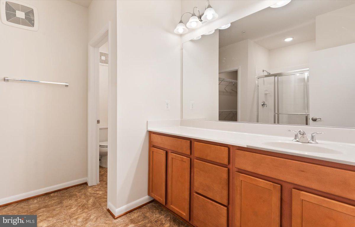 ONE LOUDOUN - Residential Lease